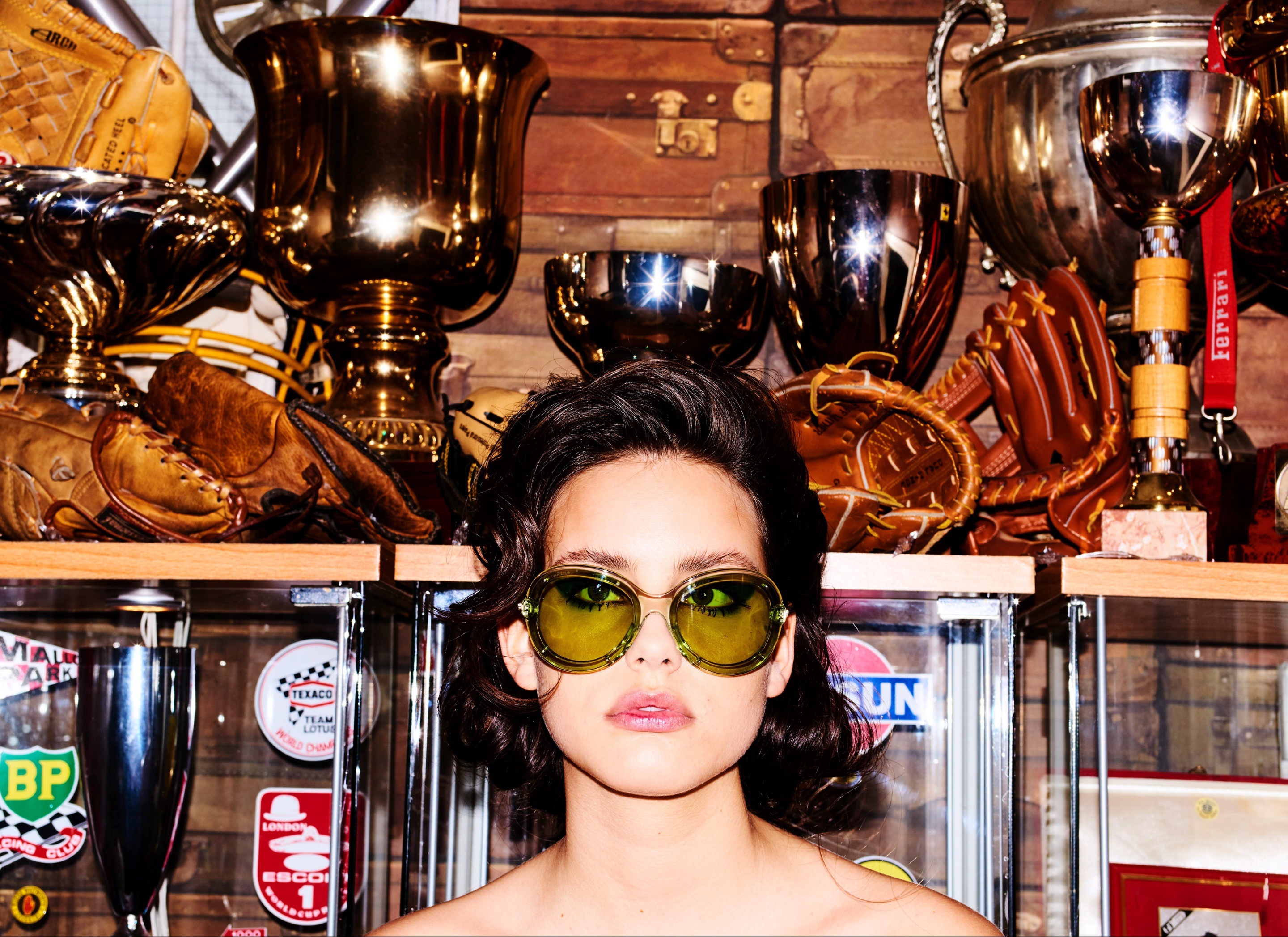 Bella howard MOFFY08