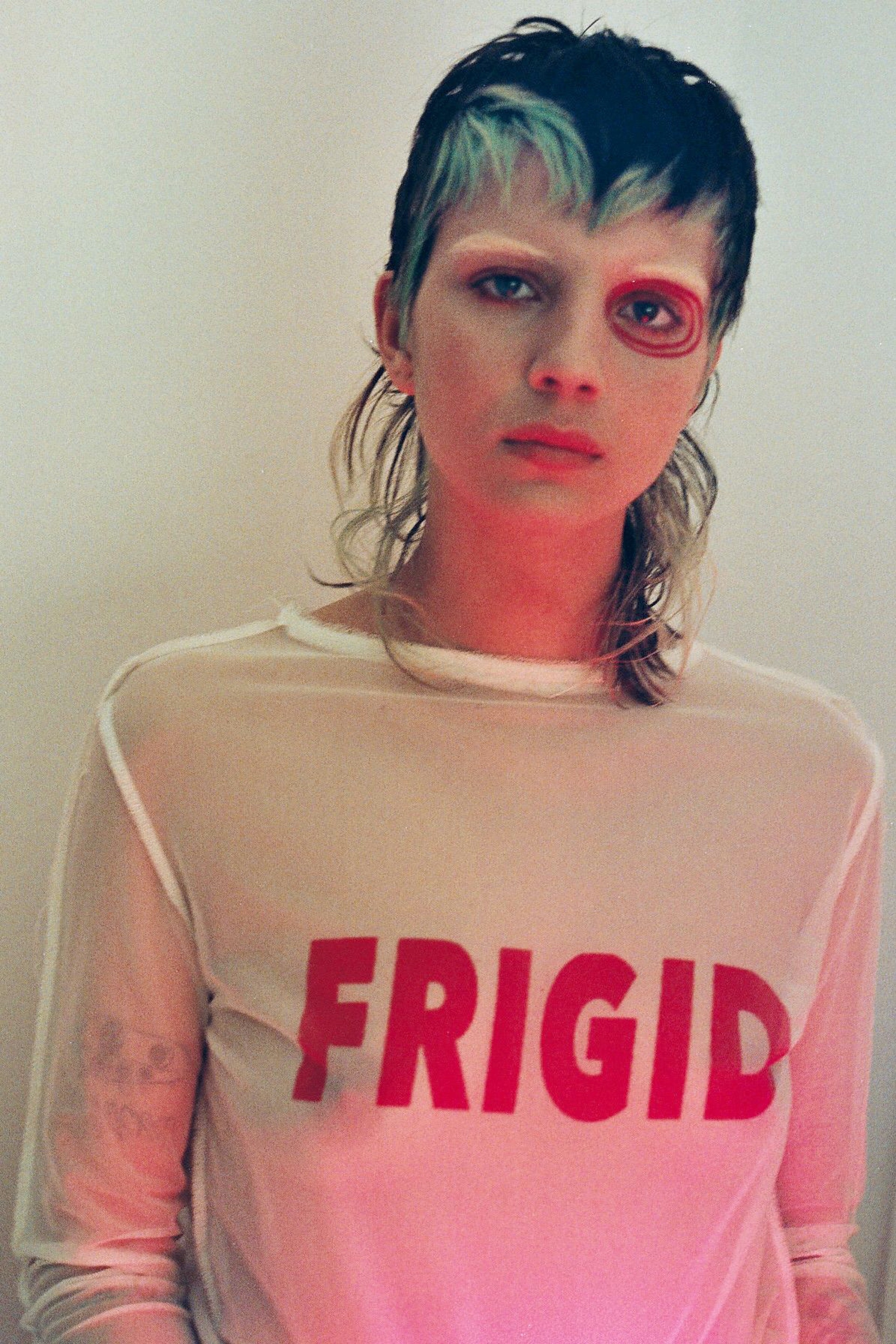 Bella howard READY03