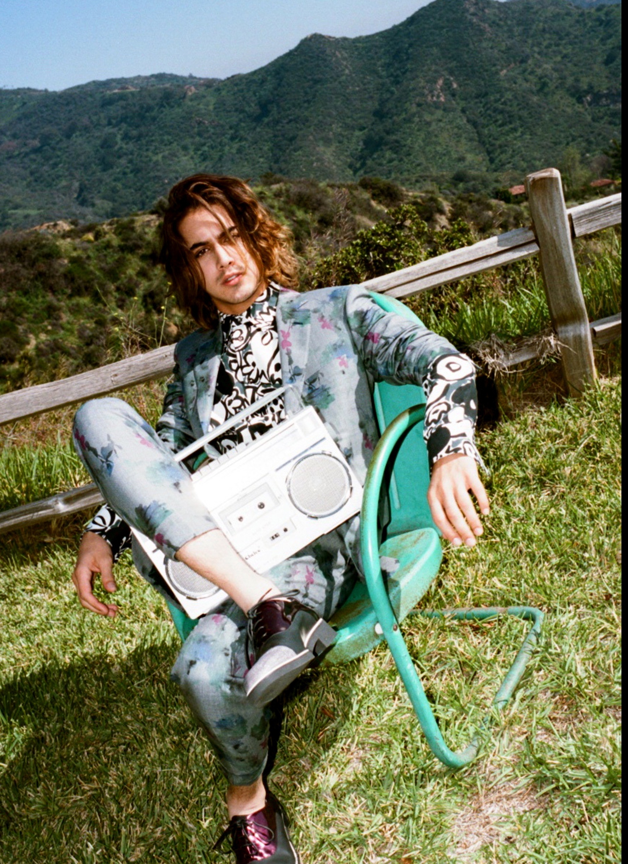 Bella howard YOUNG HOLLYWOOD03