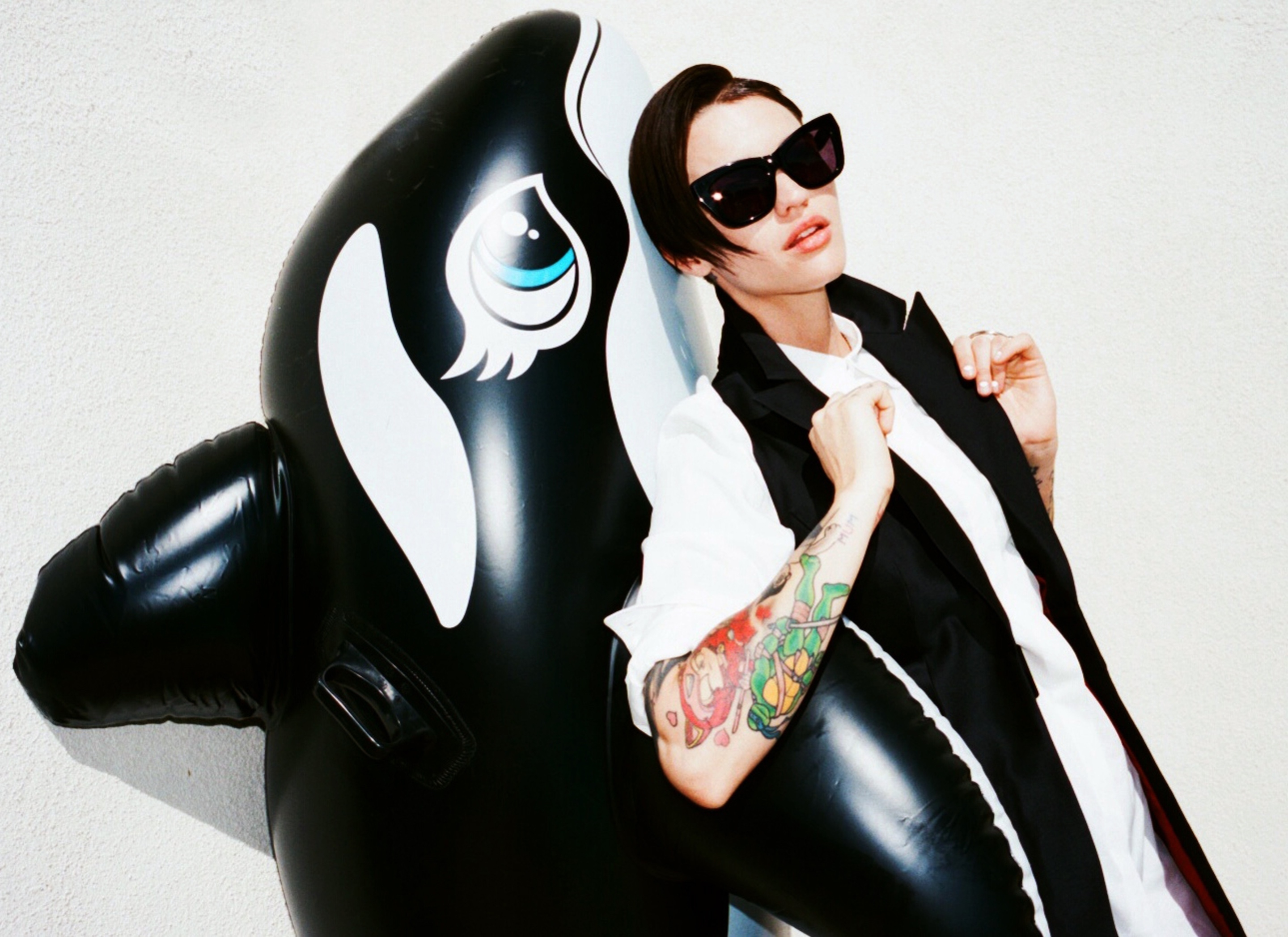 Bella howard YOUNG HOLLYWOOD04