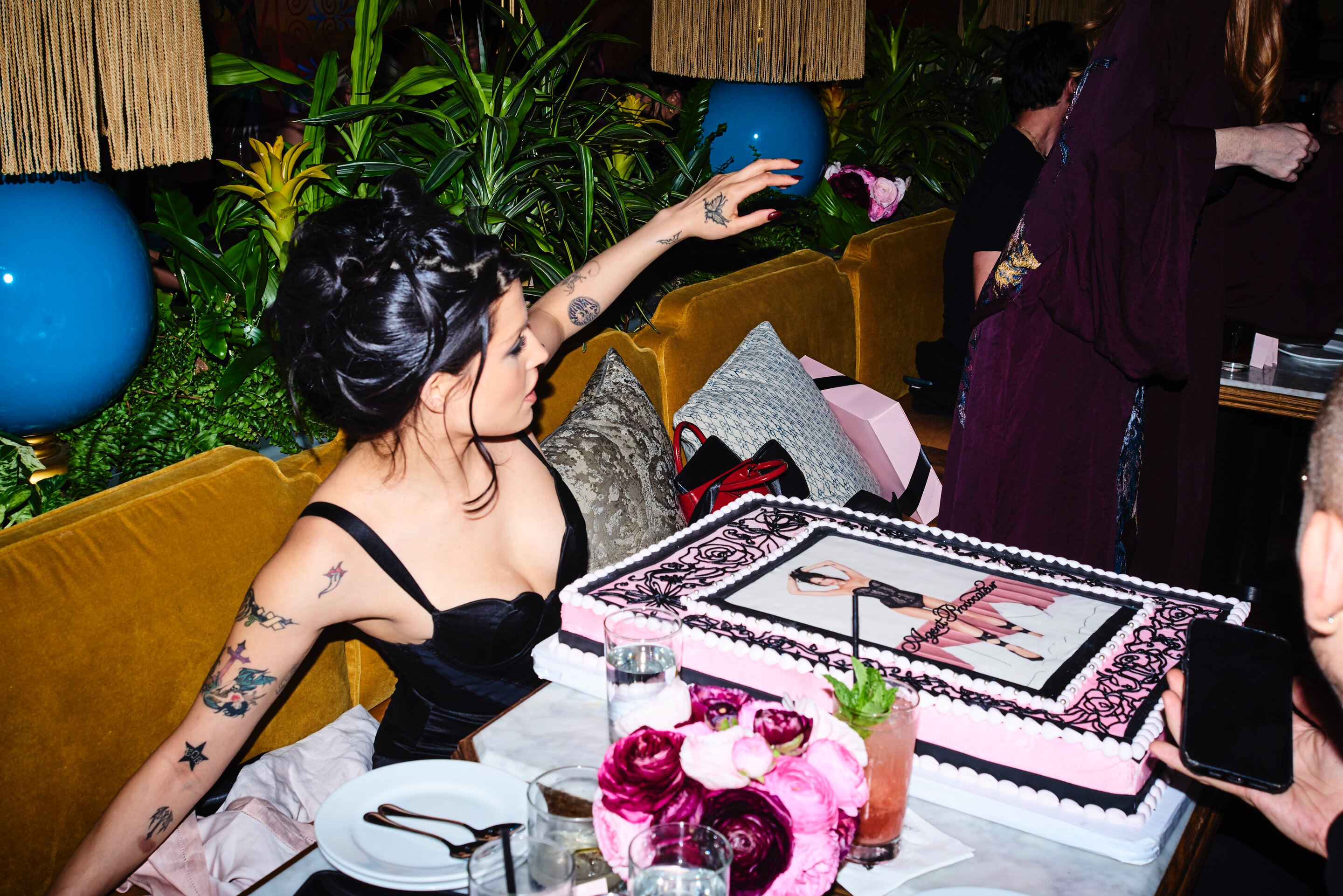 Bella howard agent provocateure 13