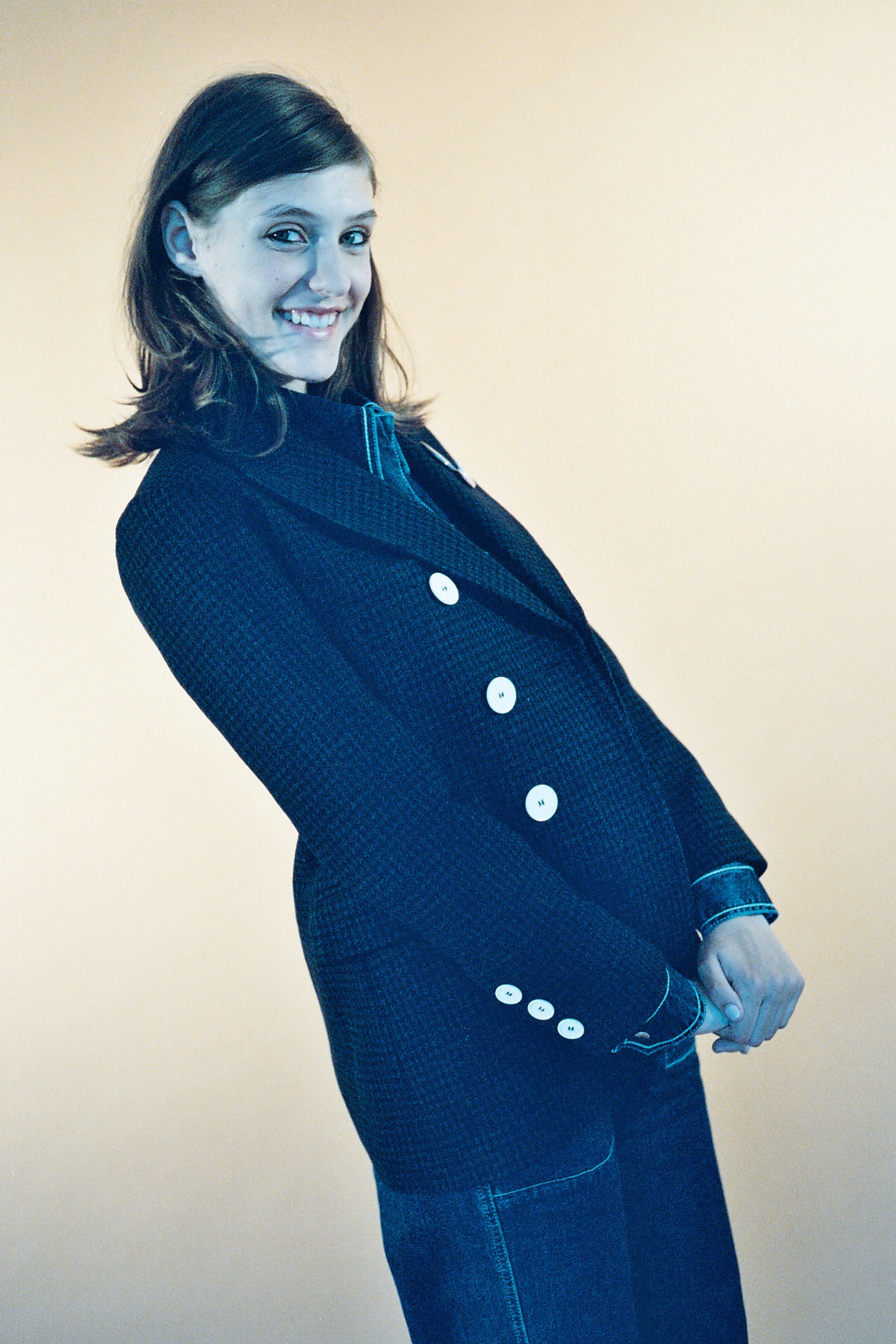 Bella howard alexa25