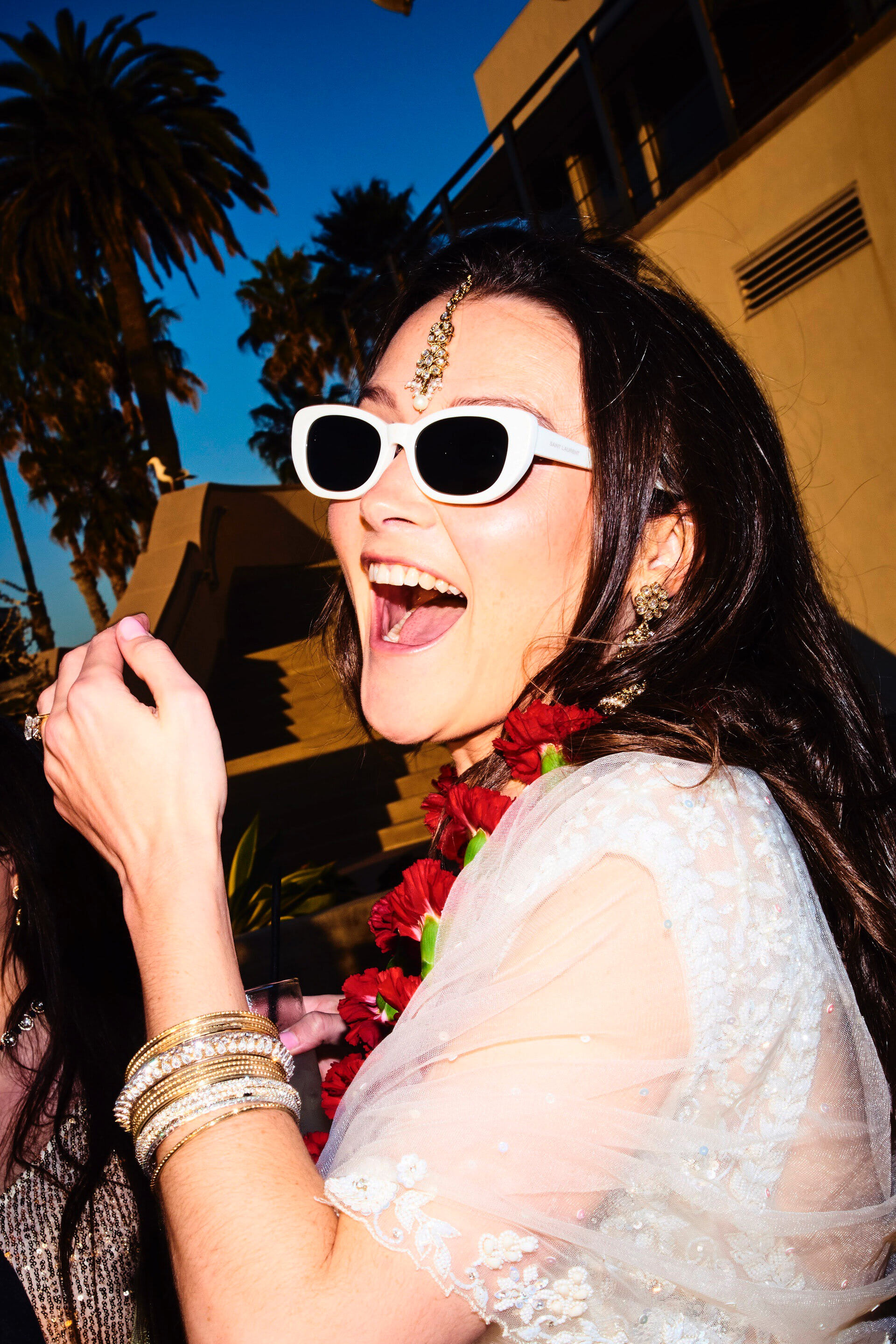 Bella howard amber atherton vishal 04