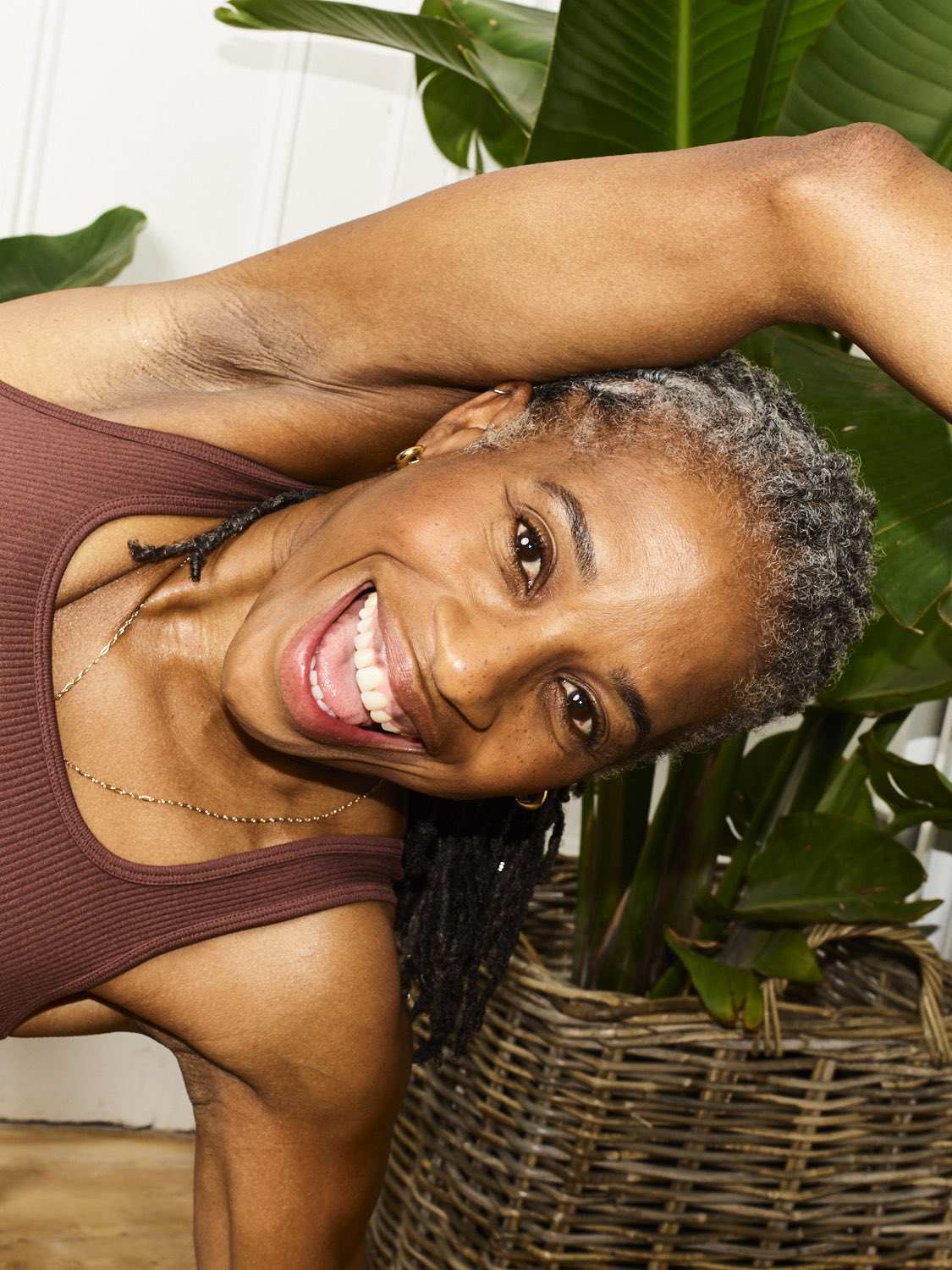 Bella howard avon 04