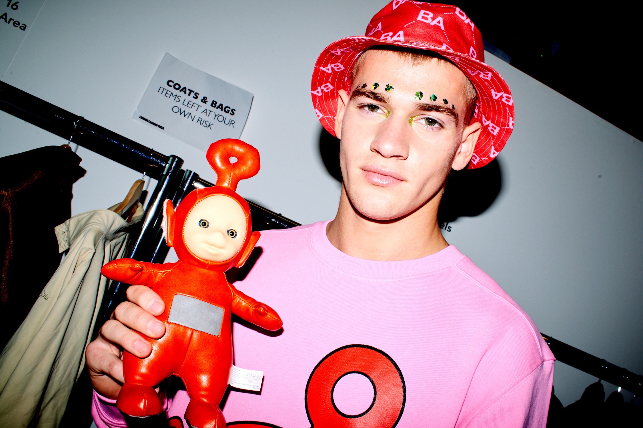 Bella howard backstage 20