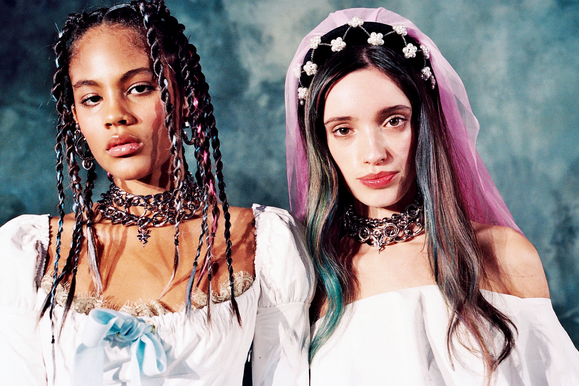 Bella howard backstage 56