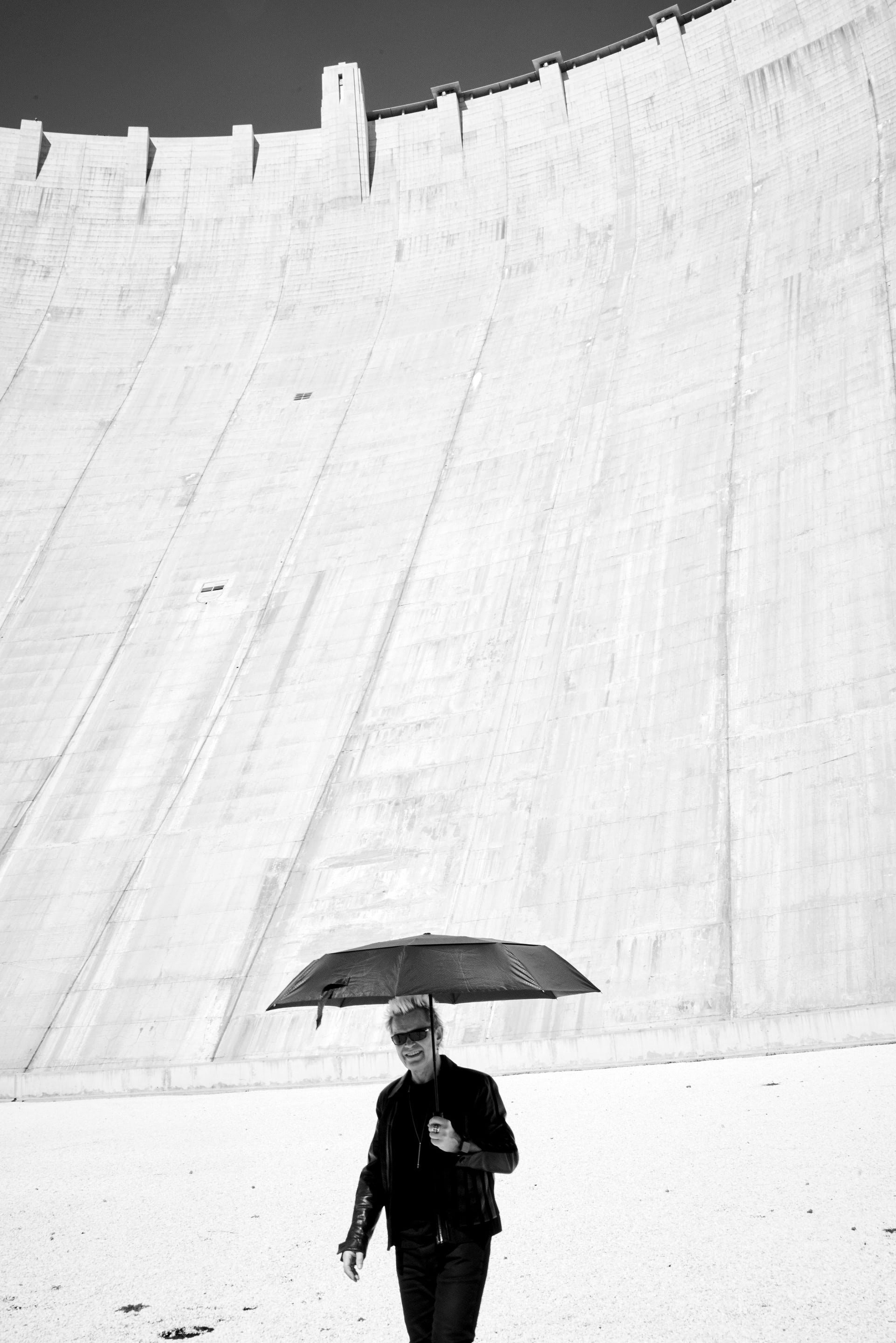 Bella howard billy idol 13