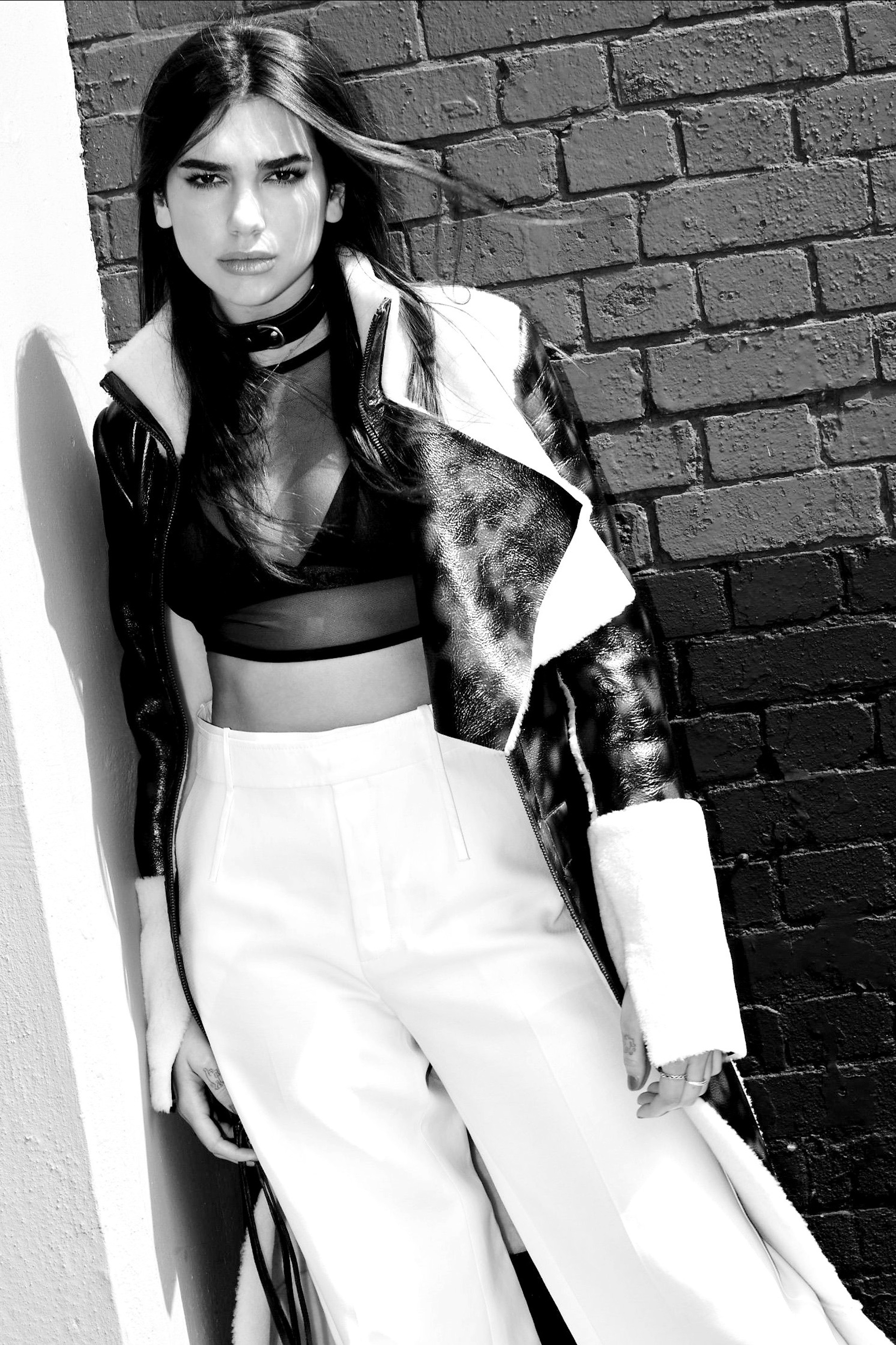 Bella howard dua lipa07