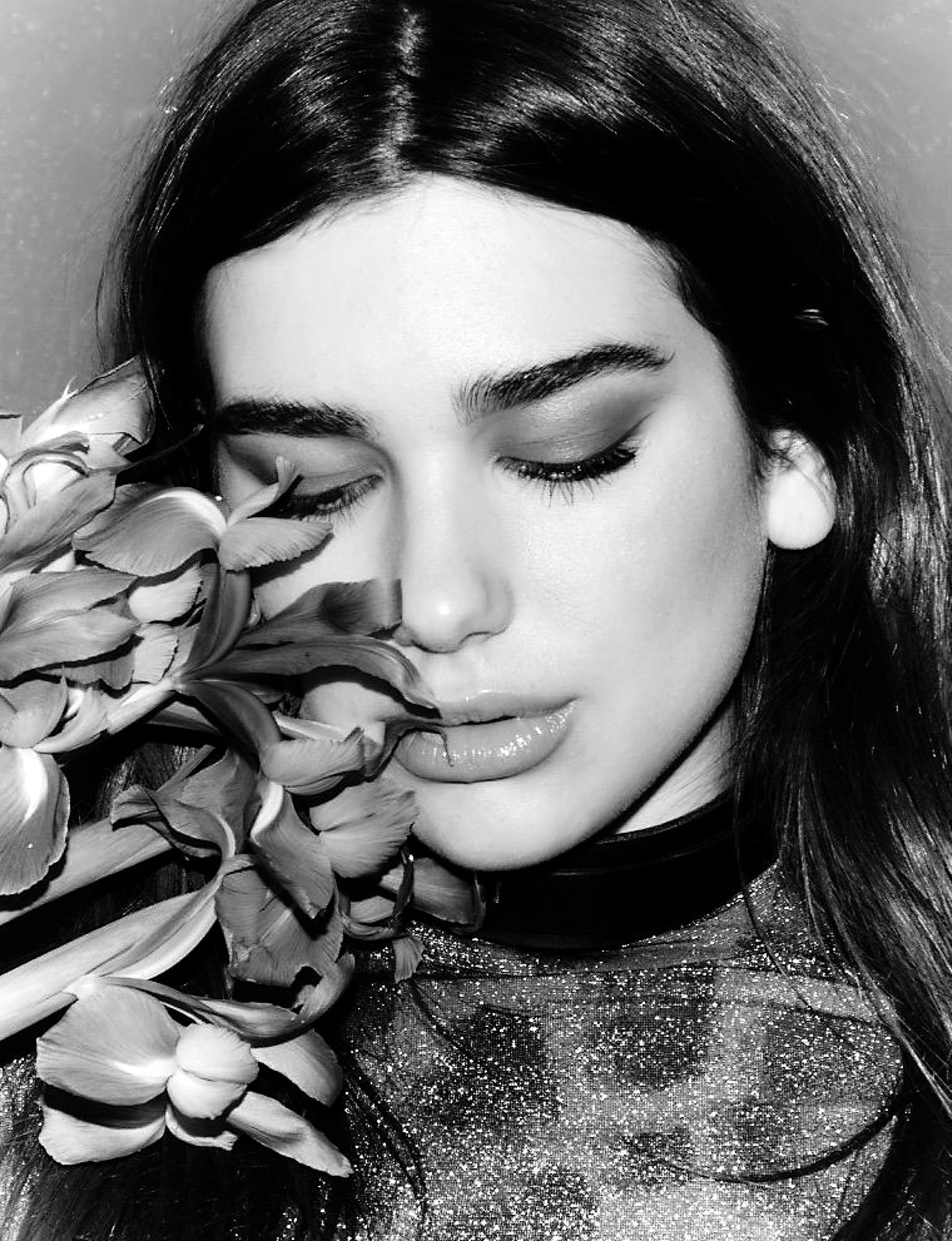 Bella howard dua lipa08