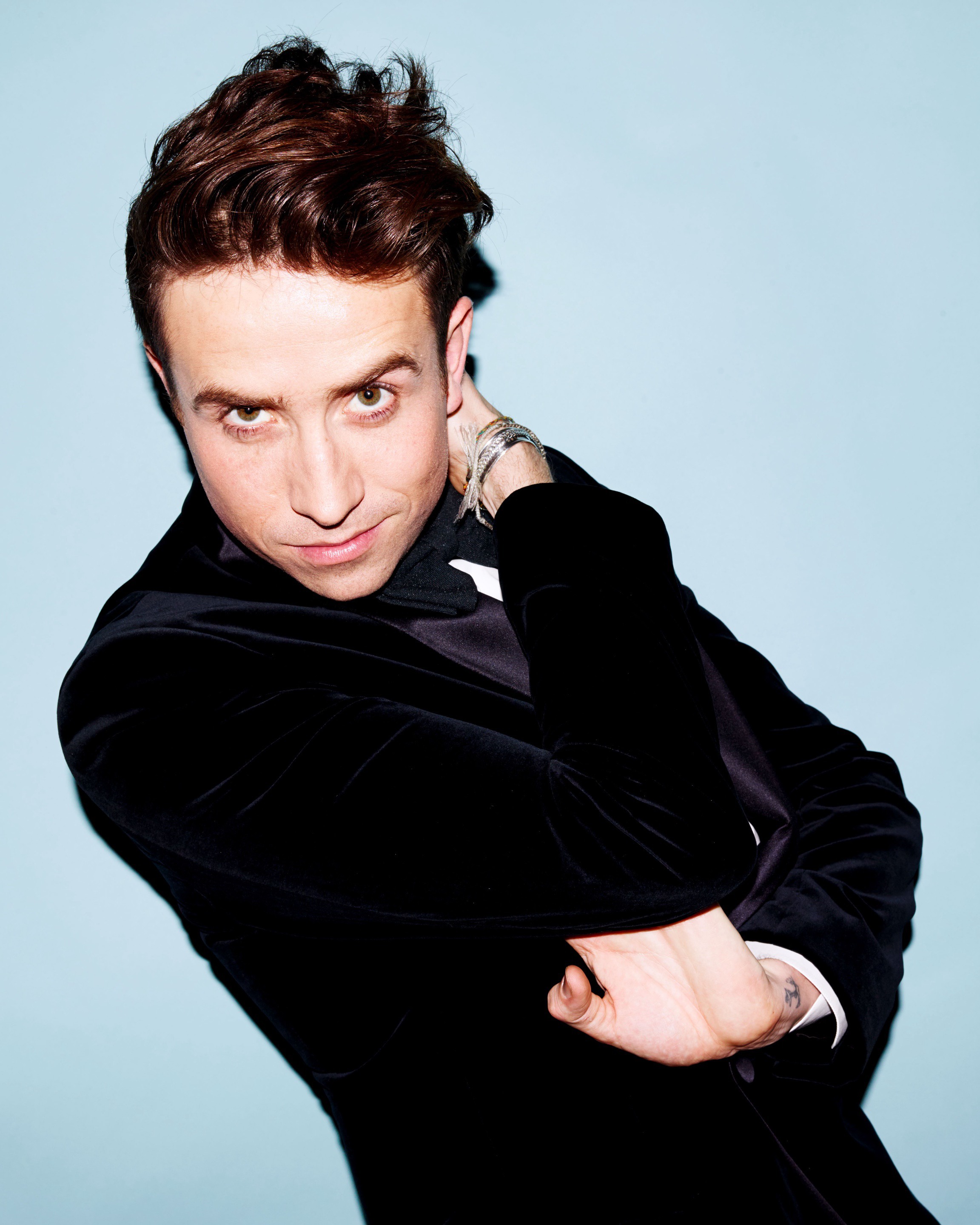 Bella howard elle style awards 16