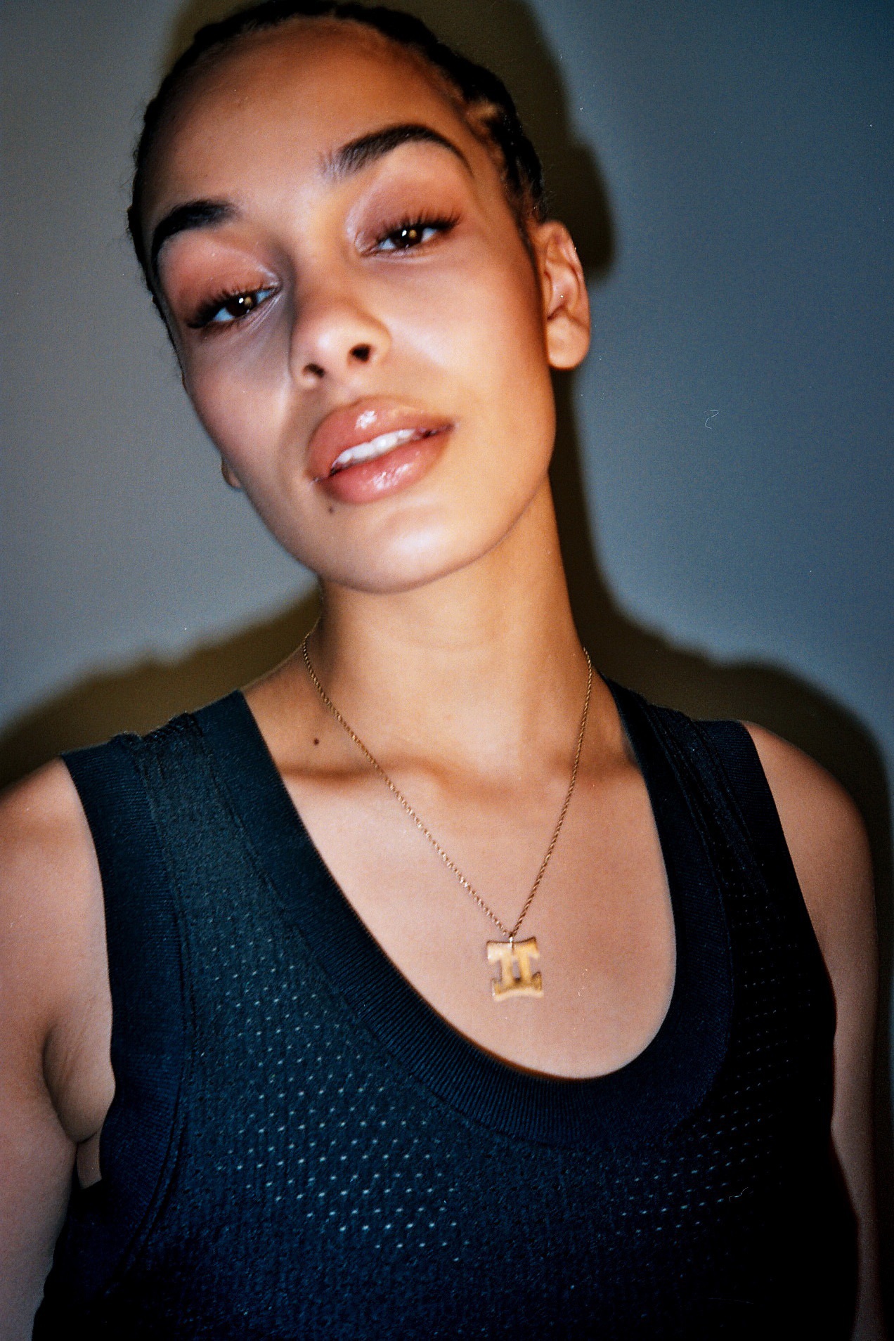 Bella howard jorja smith 02