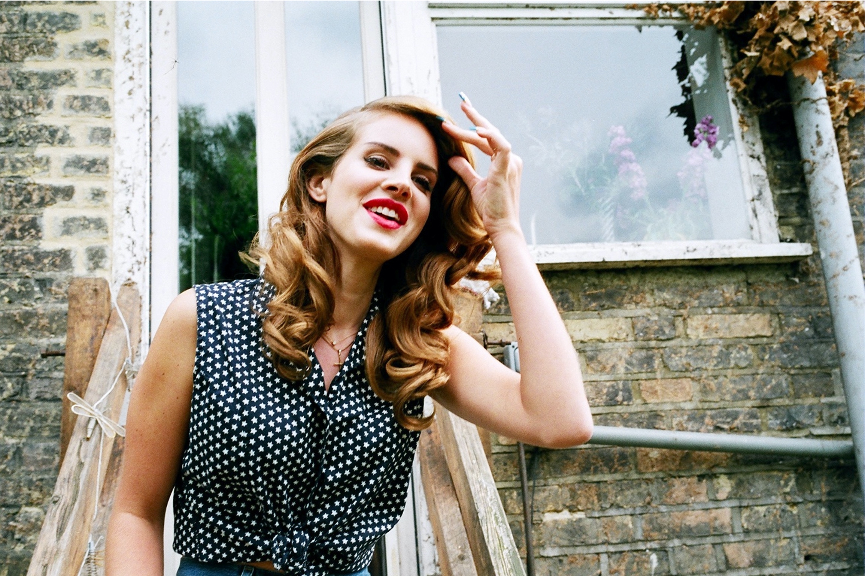 Bella howard lana del rey07