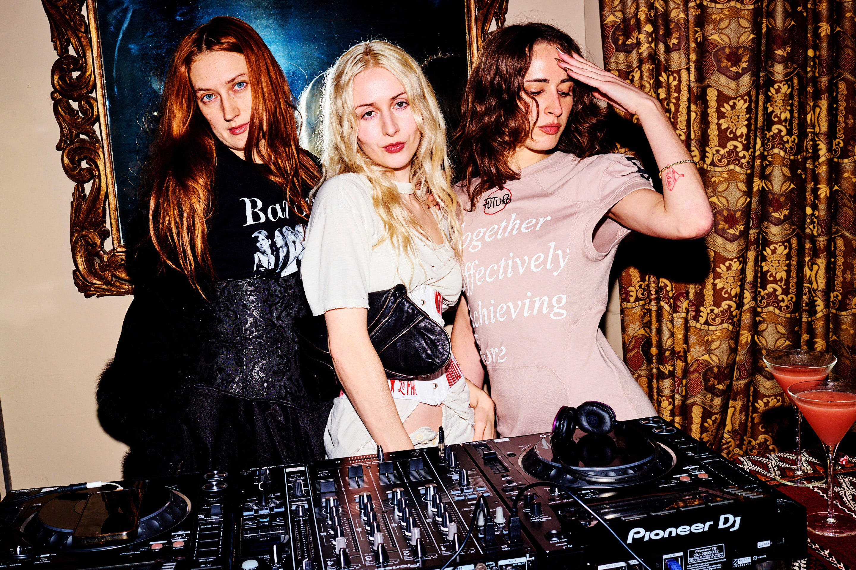 Bella howard last days party 07