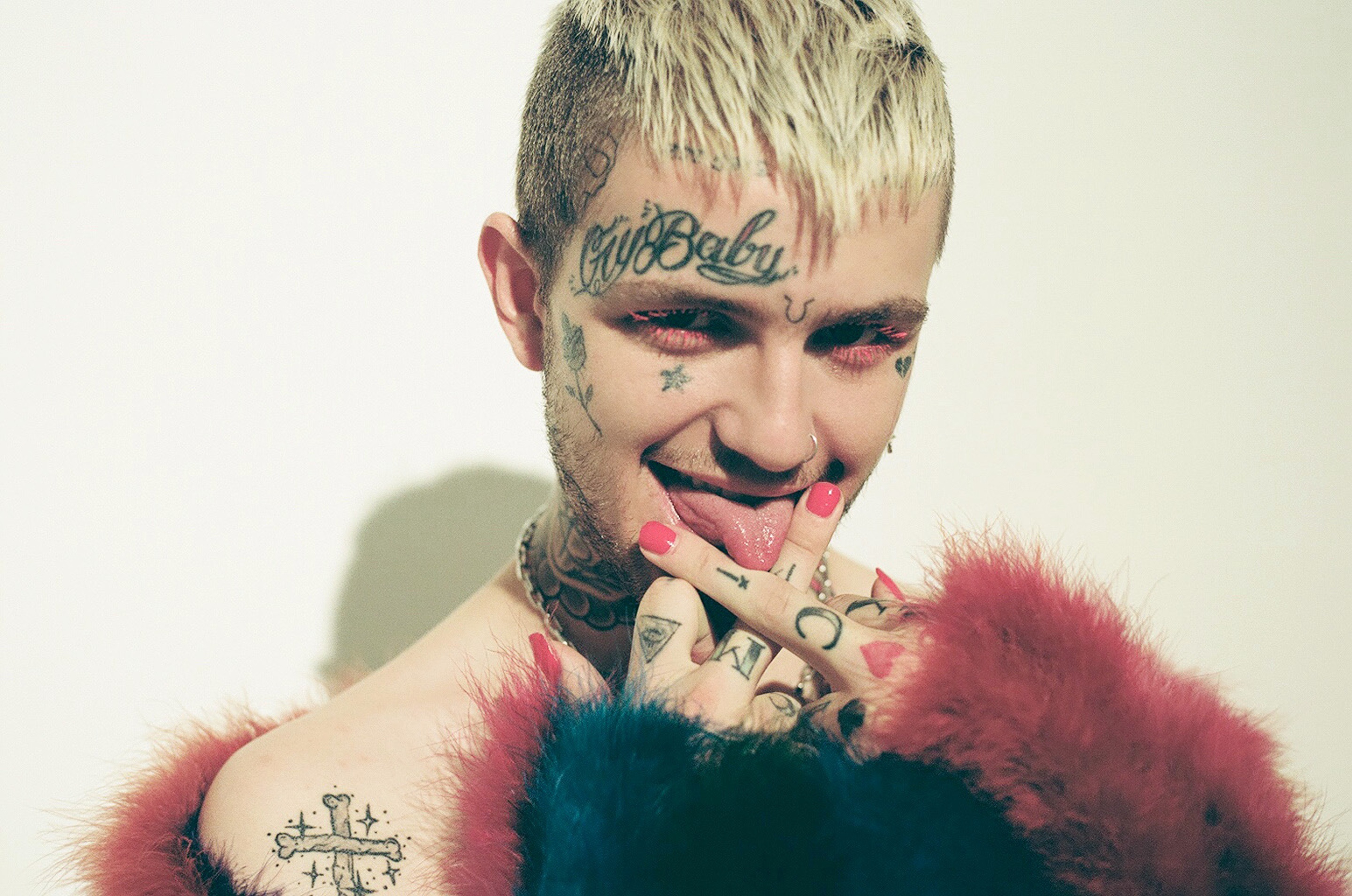 Bella howard lil peep01