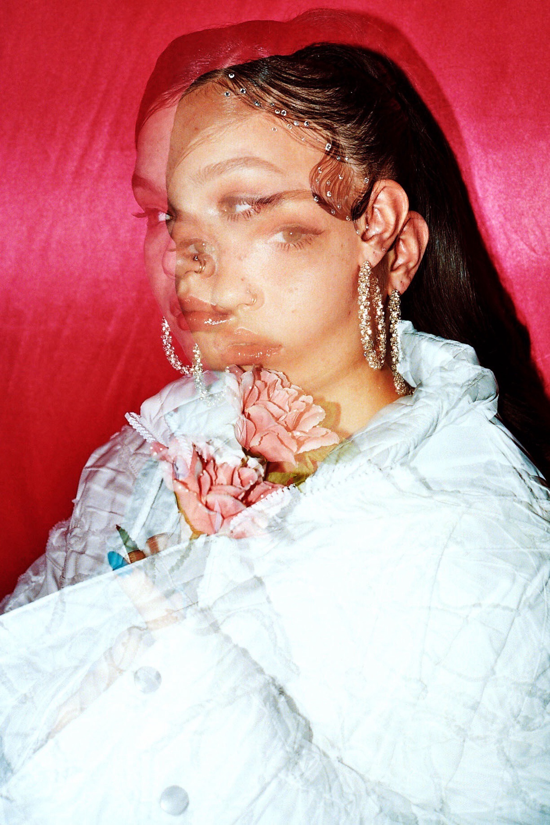 Bella howard lola young08