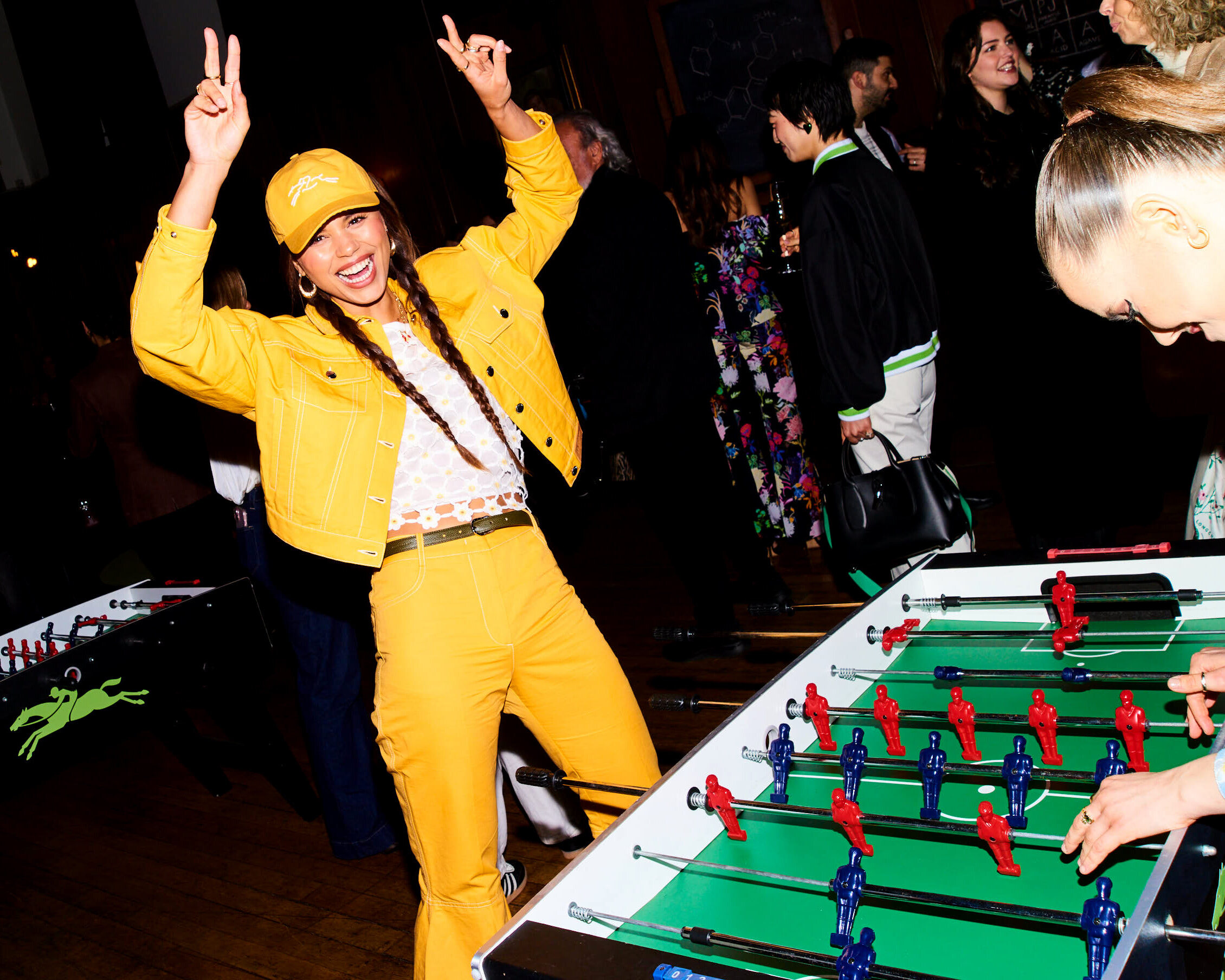 Bella howard longchamp university party 05