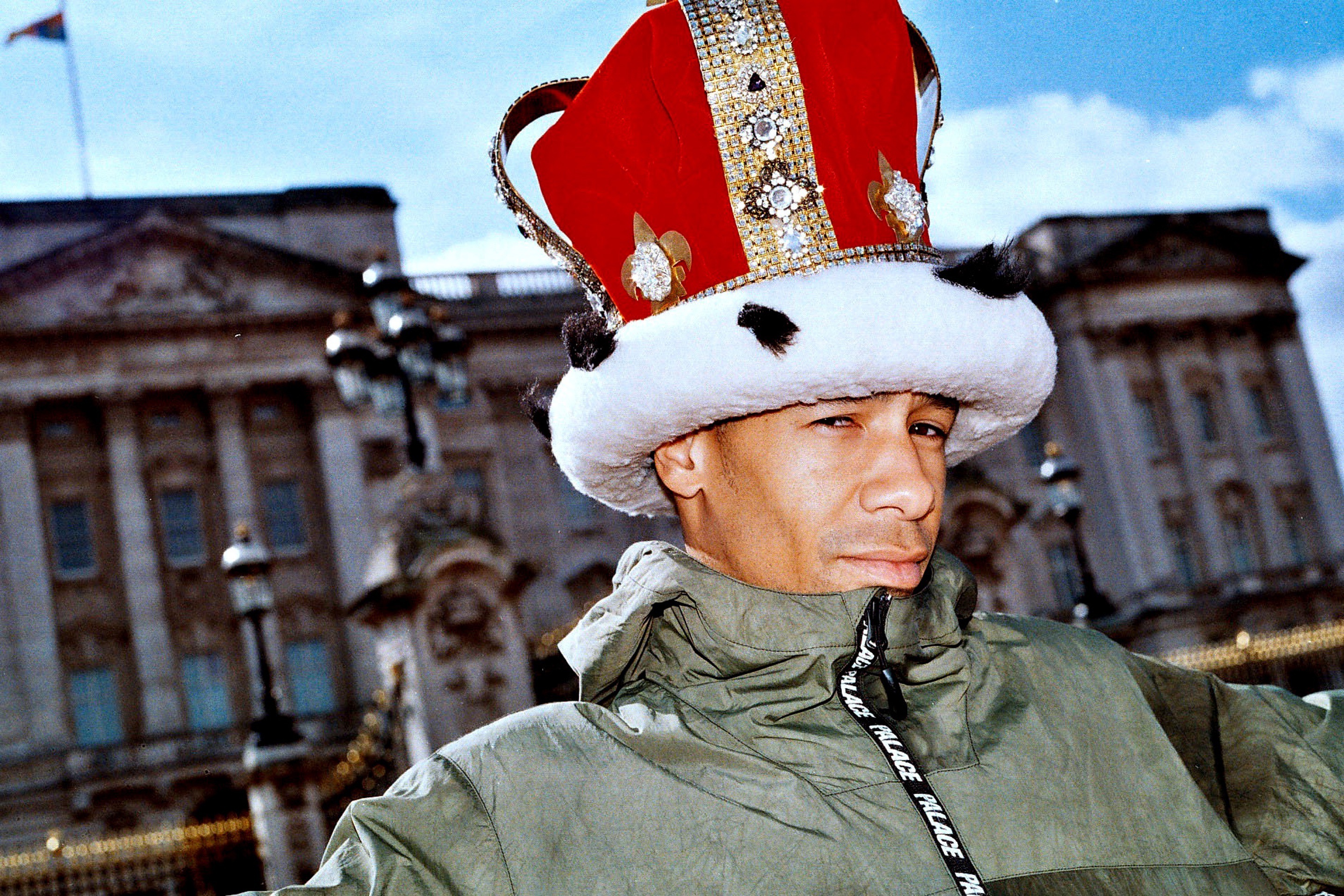 Bella howard lucien clarke palace07