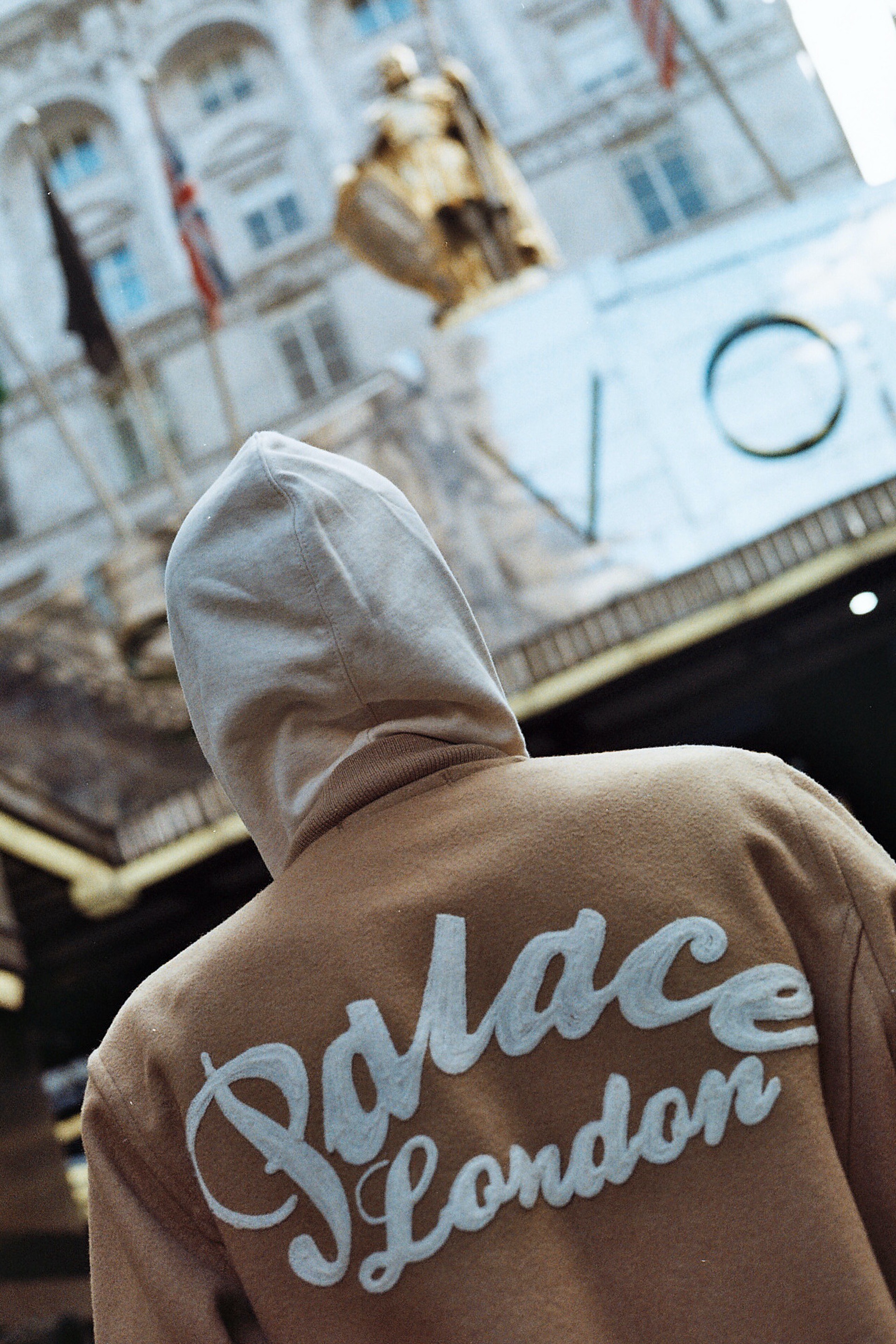 Bella howard lucien clarke2 01