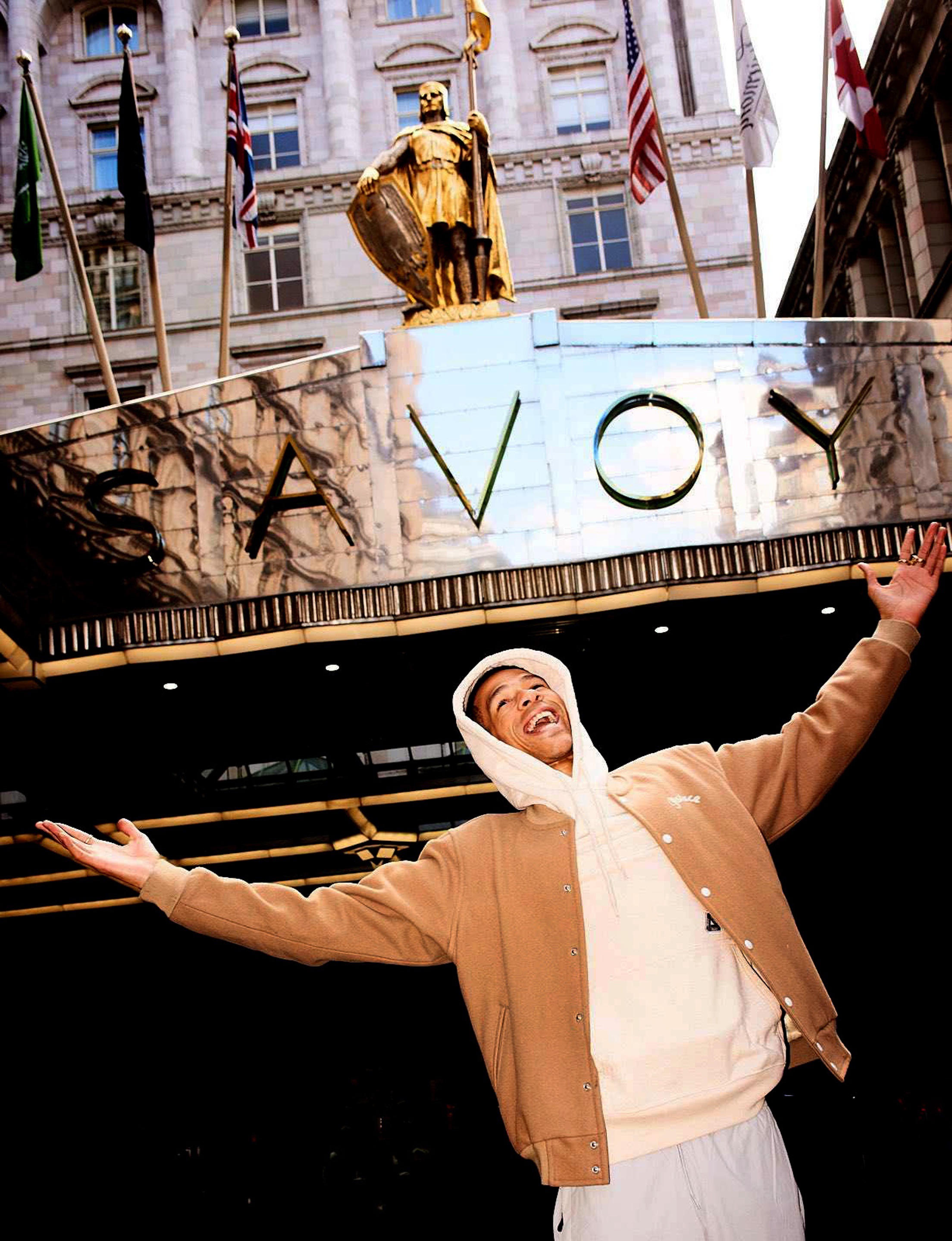 Bella howard lucien clarke2 06