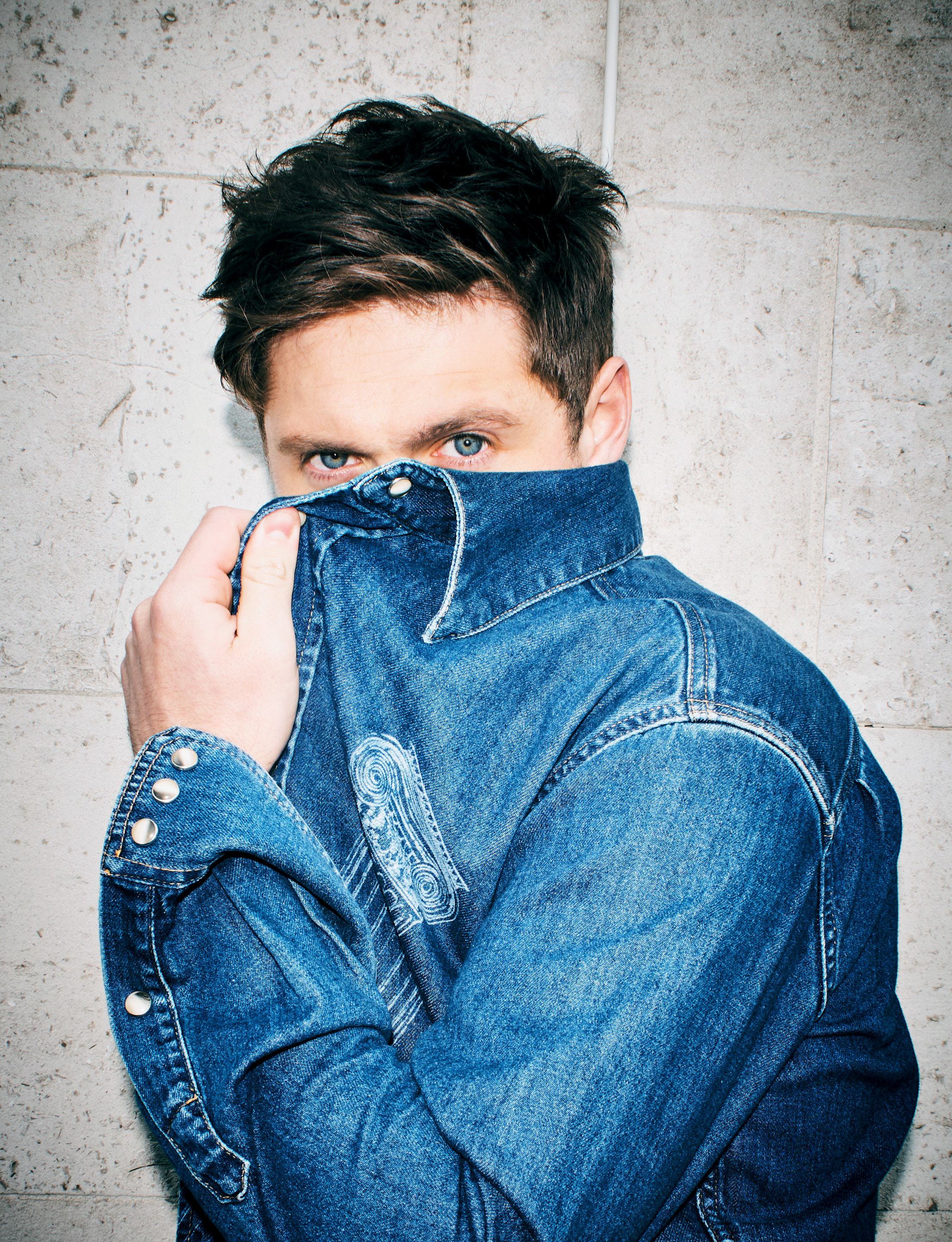 Bella howard niall horan 01