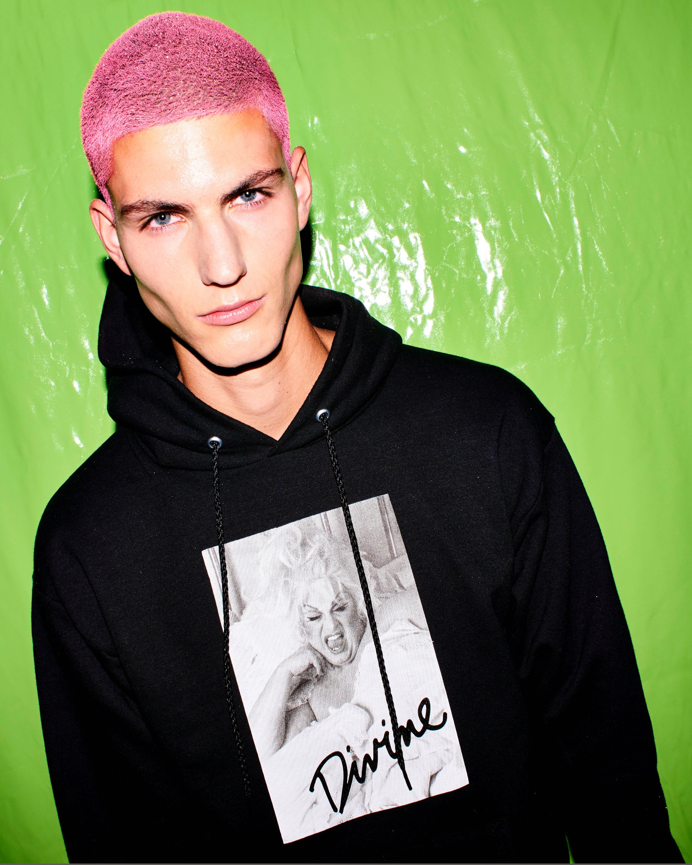 Bella howard nicopanda 05