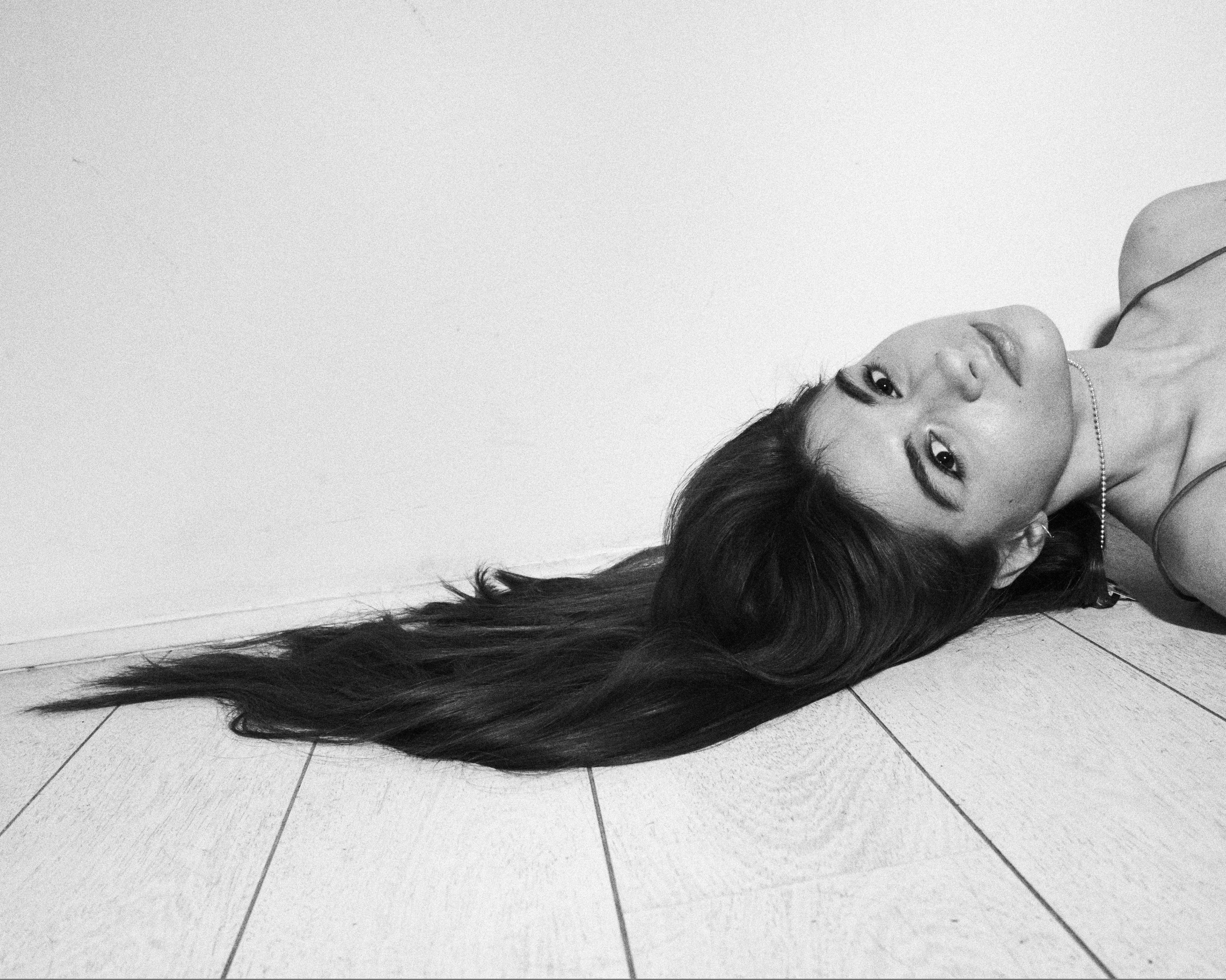 Bella howard pilar victoria 02