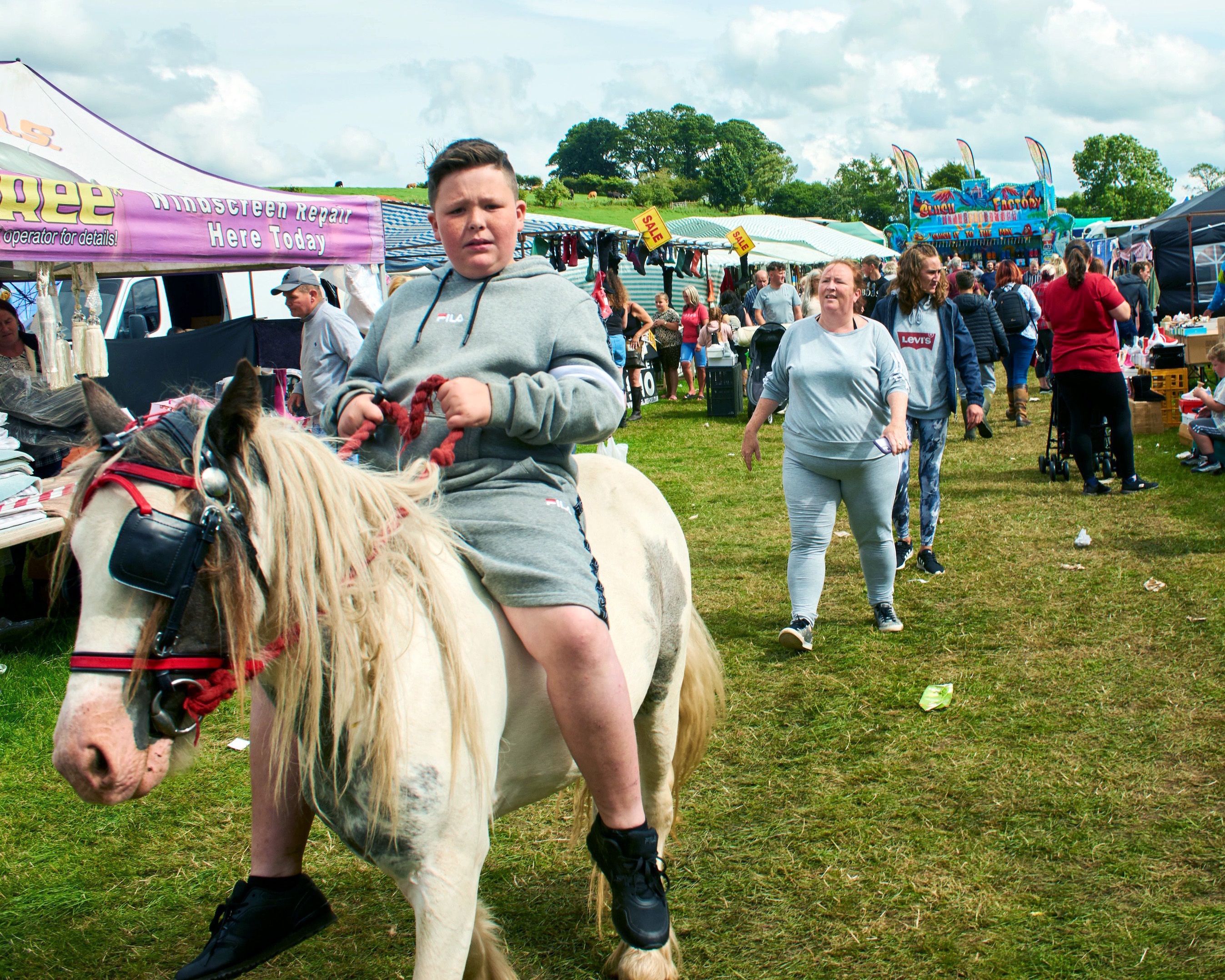 Bella howard postcards from appleby 04