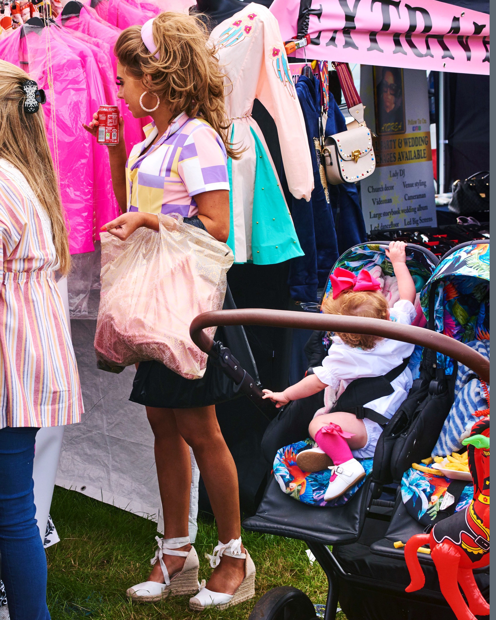 Bella howard postcards from appleby 17