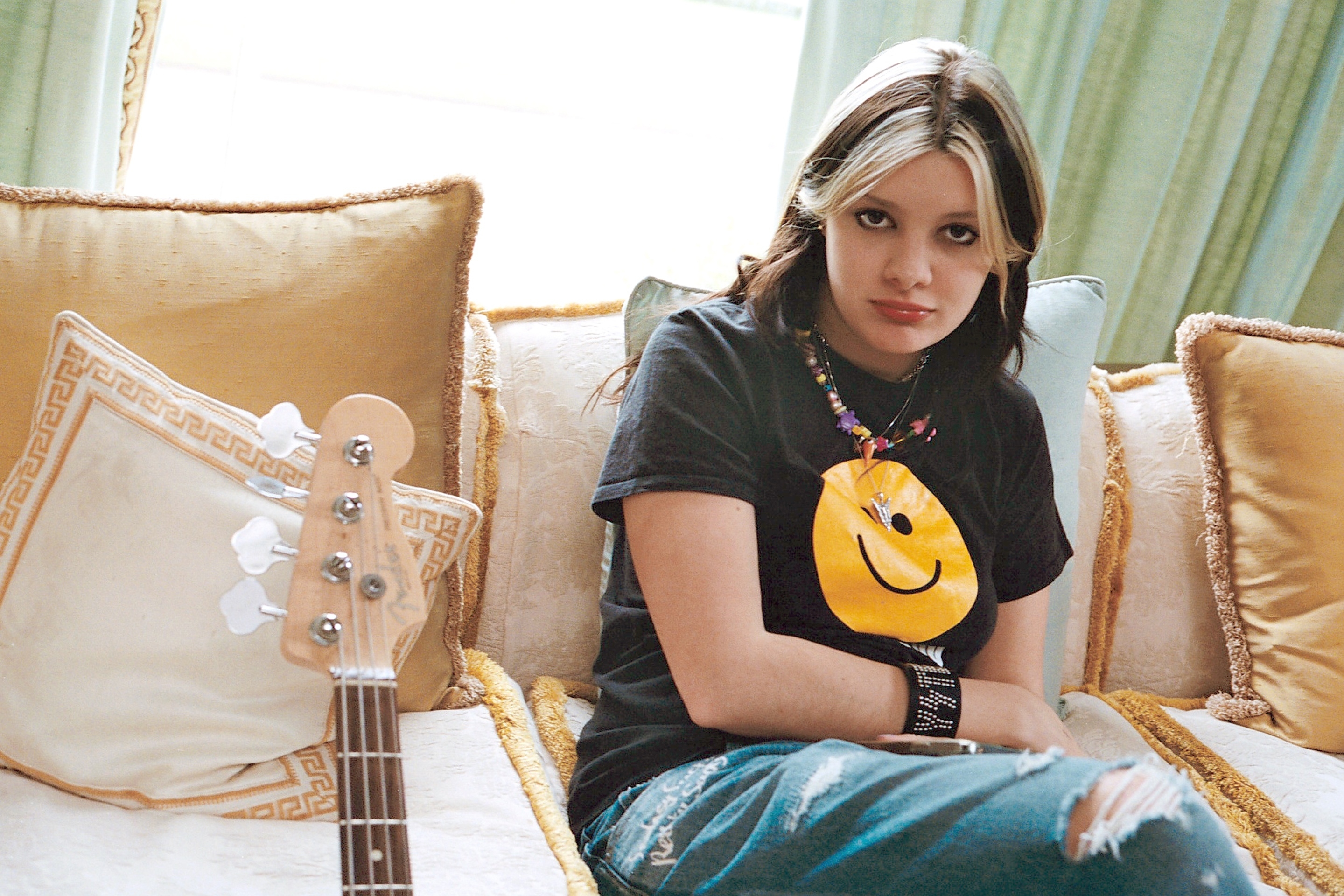 Bella howard pretty sick 01