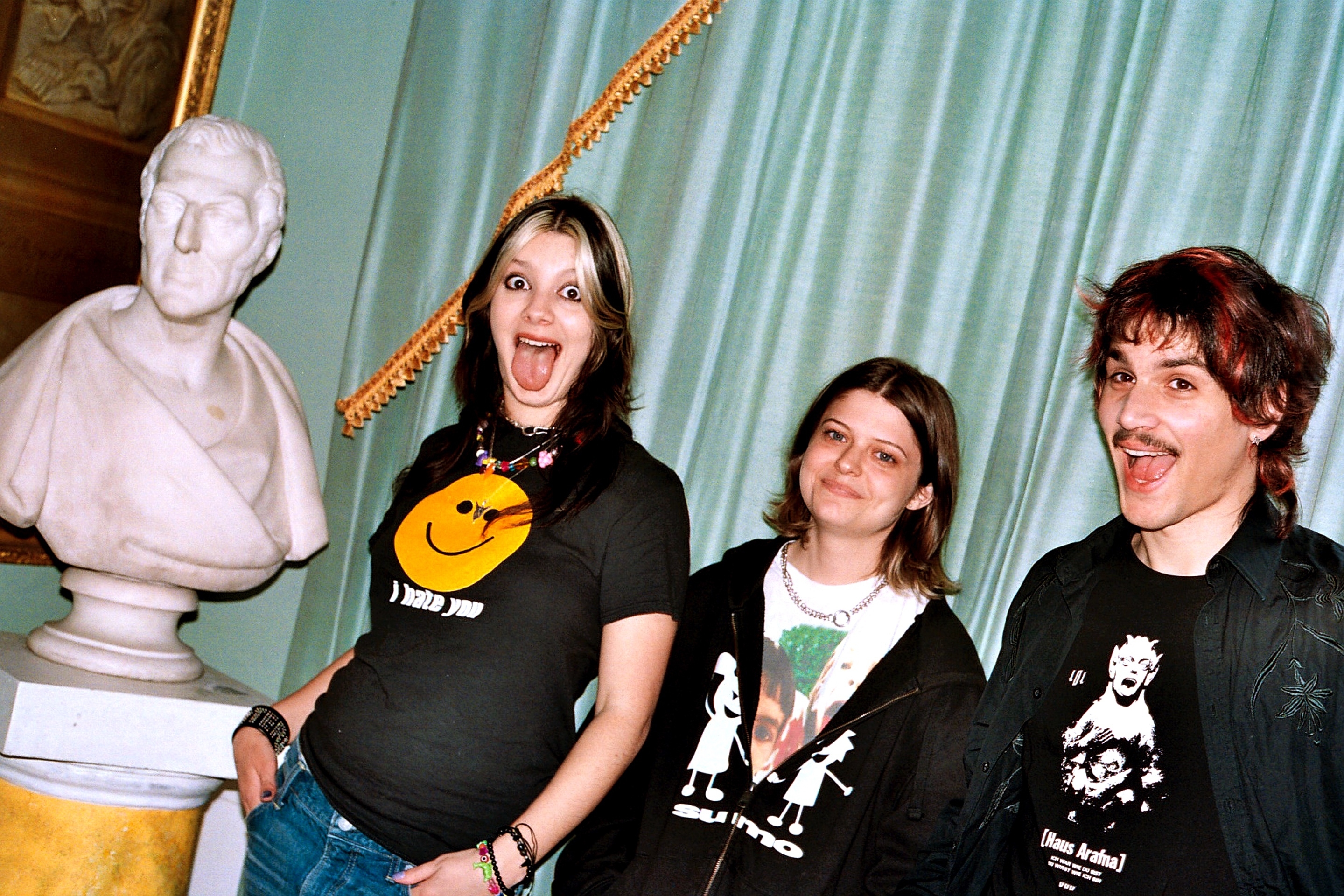 Bella howard pretty sick 05