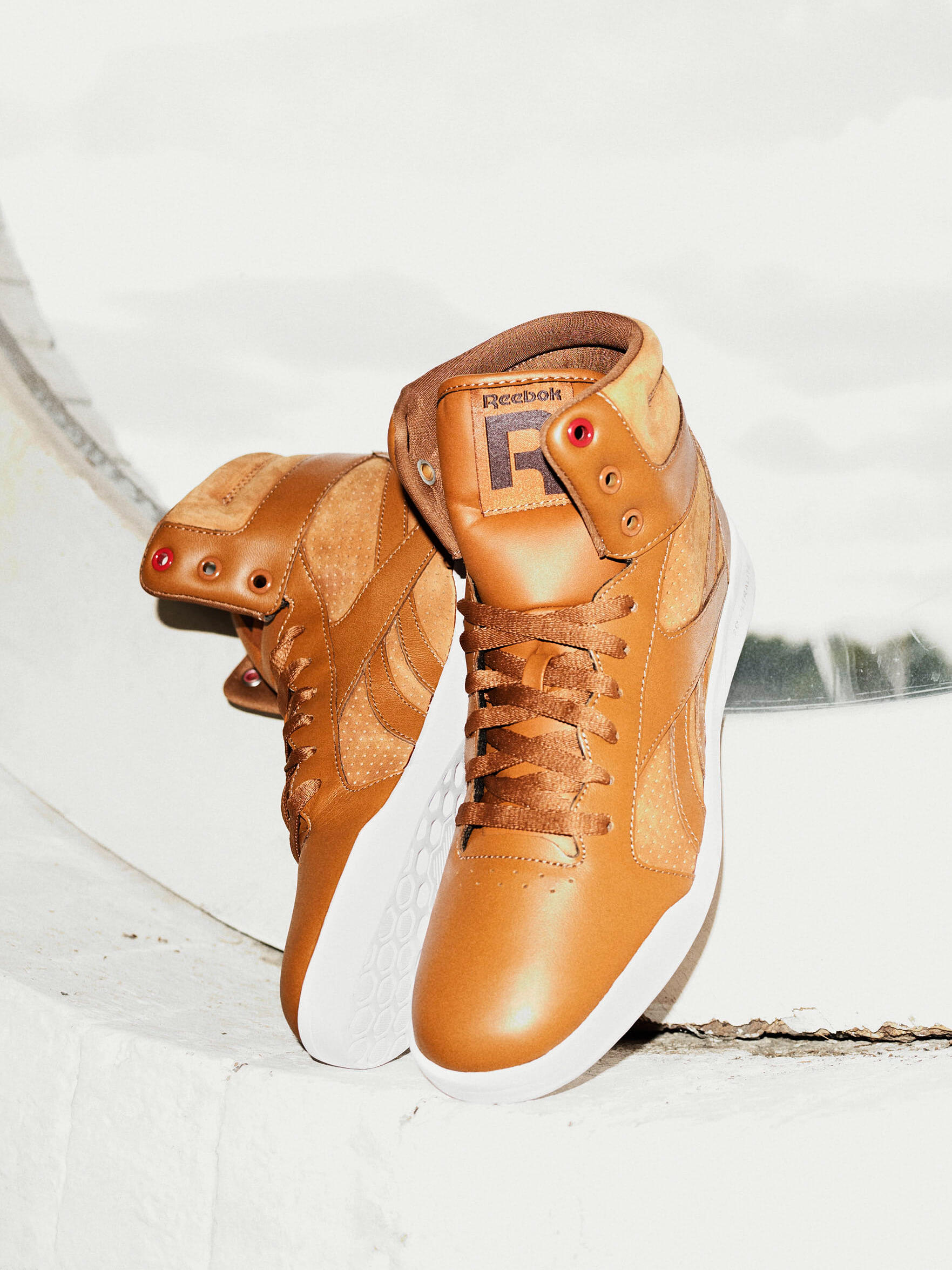 Bella howard reebok 07