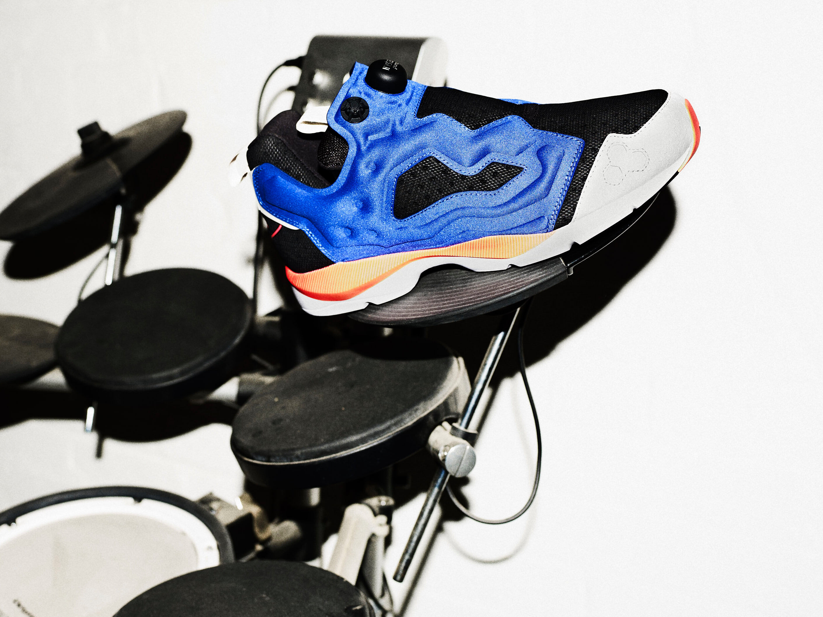 Bella howard reebok 08