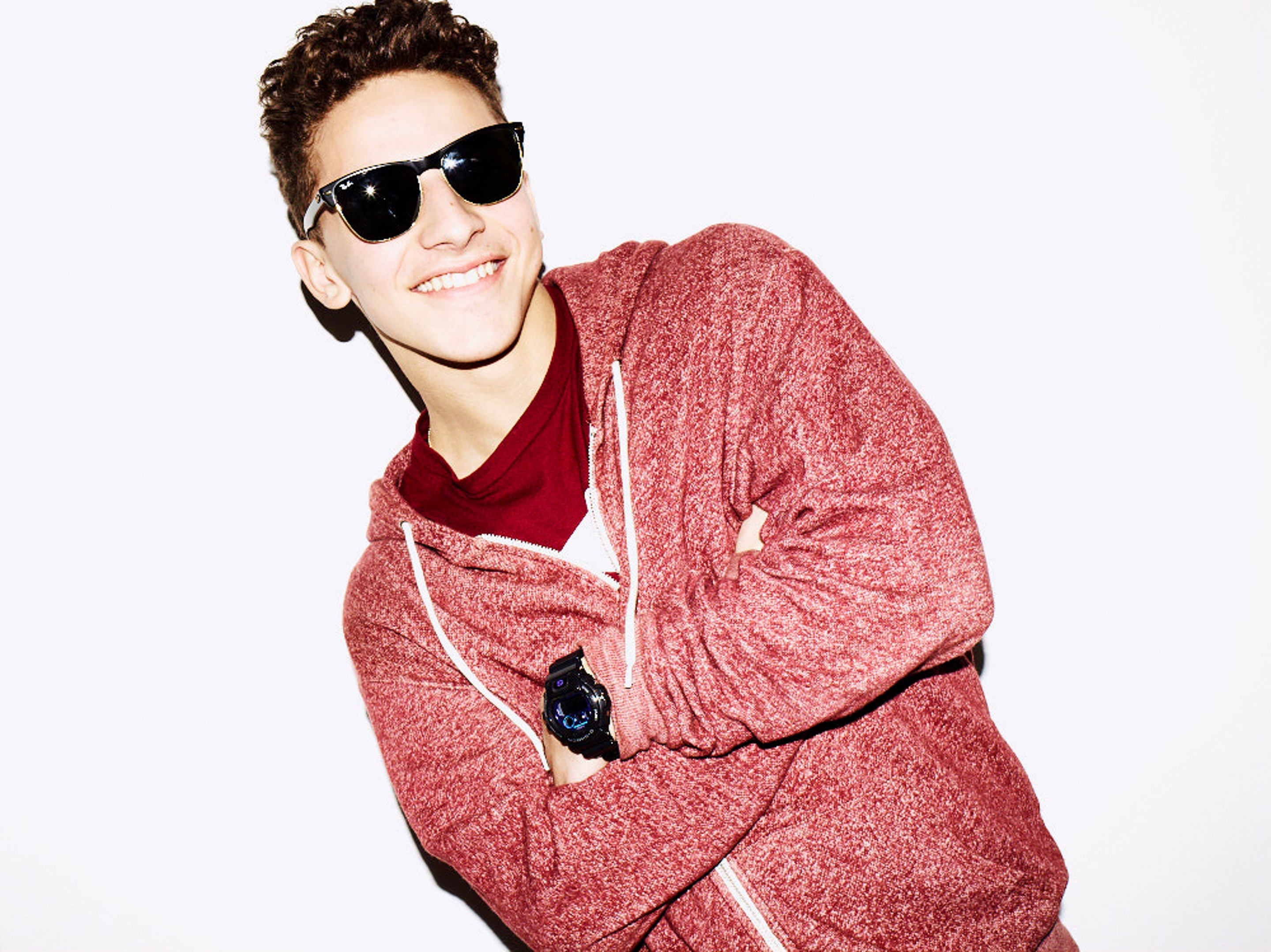 Bella howard revelation suitcases 08