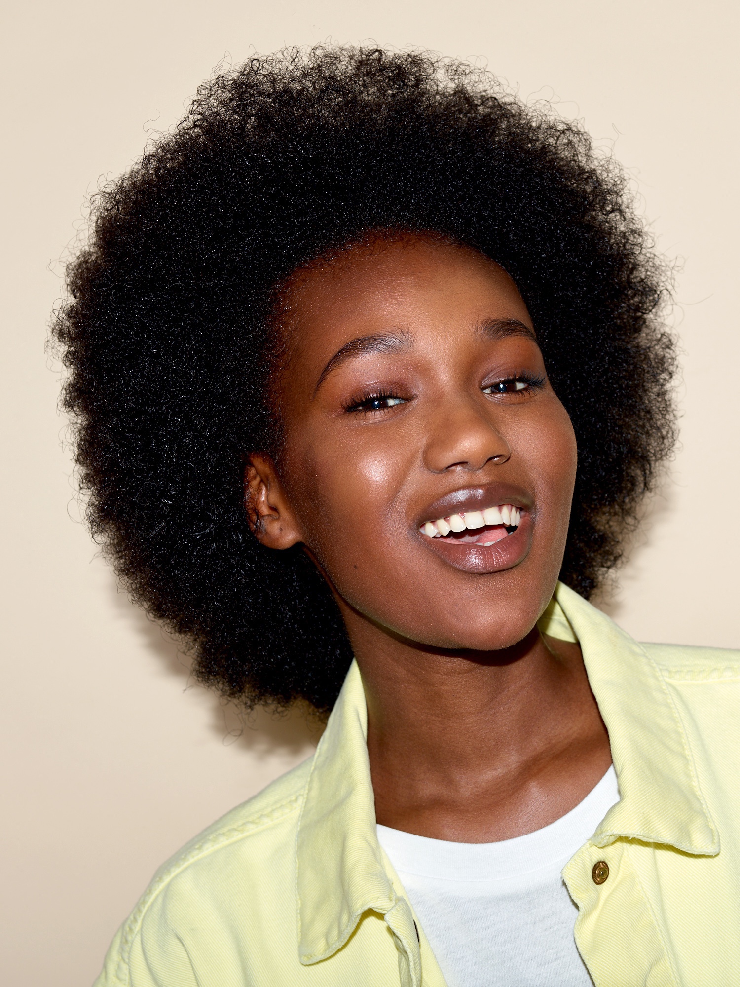 Bella howard simple 02