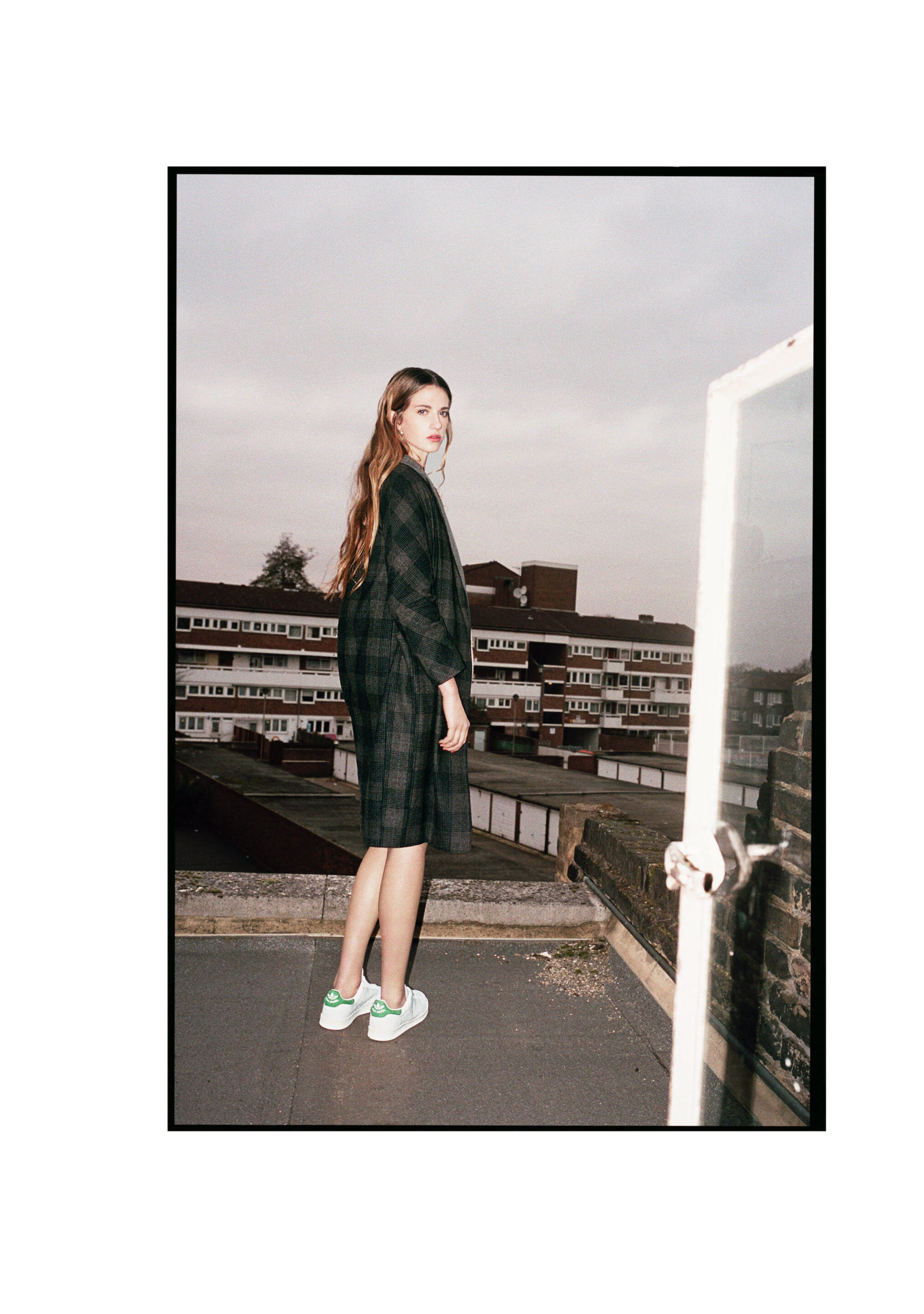 Bella howard stan smith 04