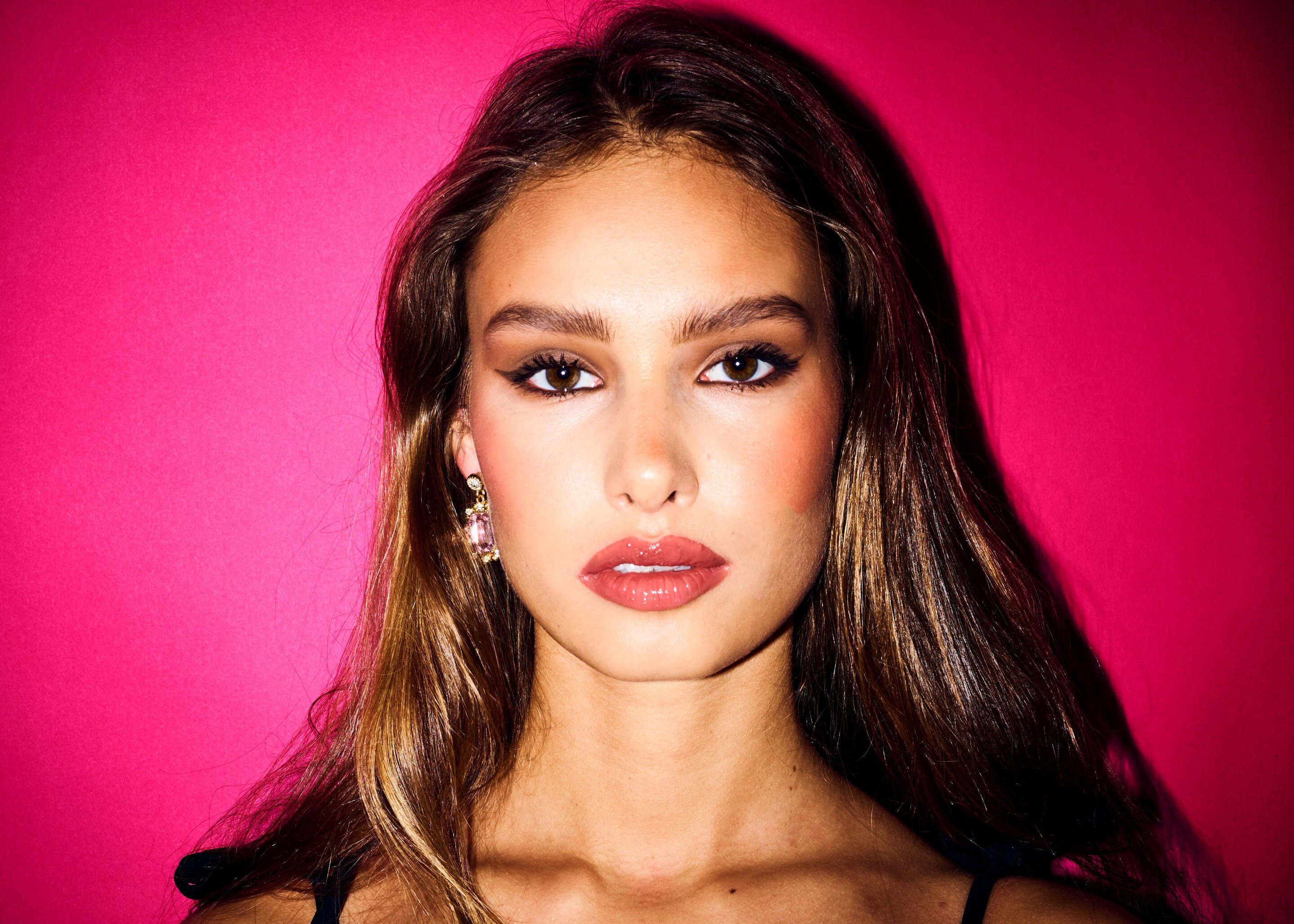 Bella howard violetta02