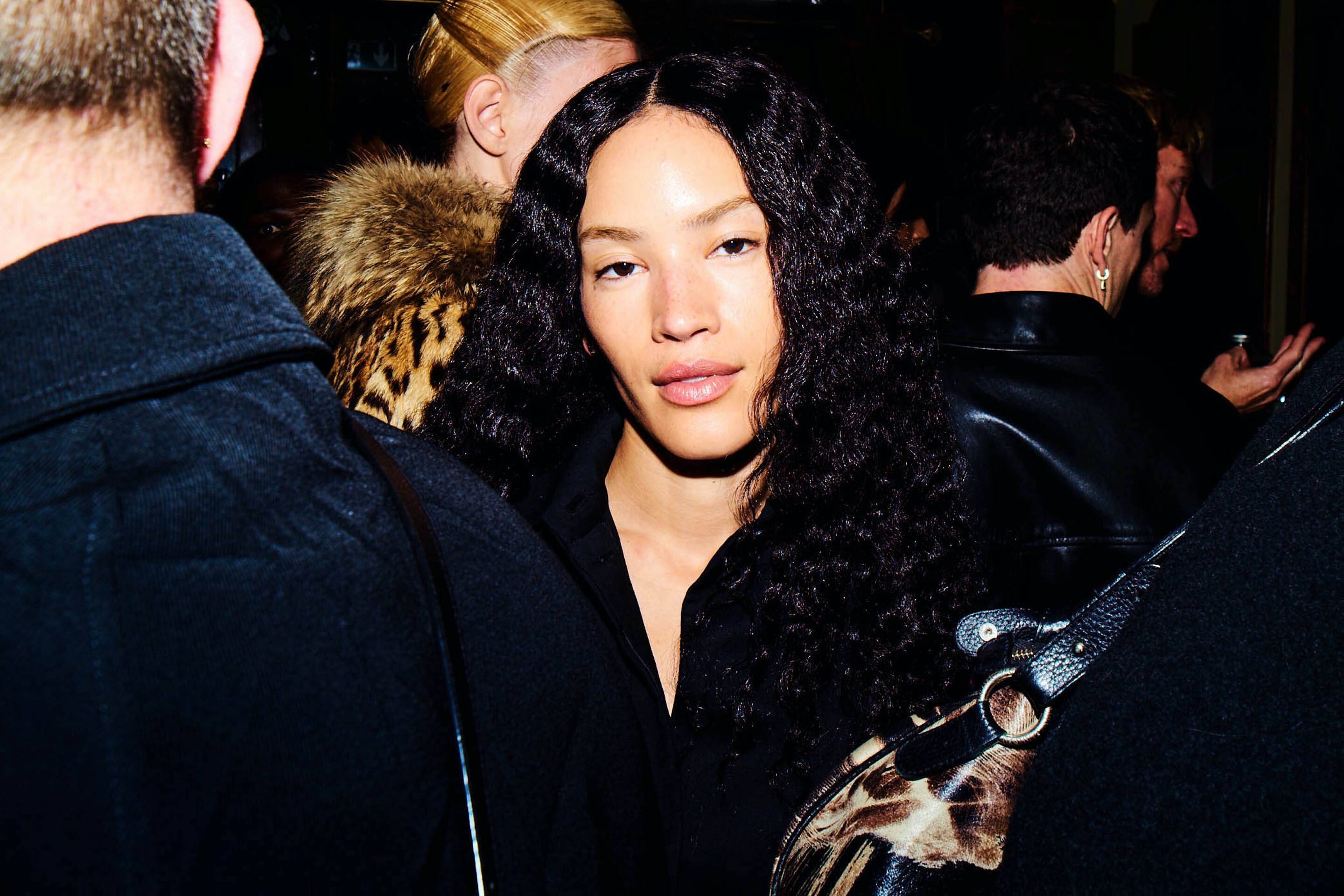 Bella howard vivienne westwood backstage34