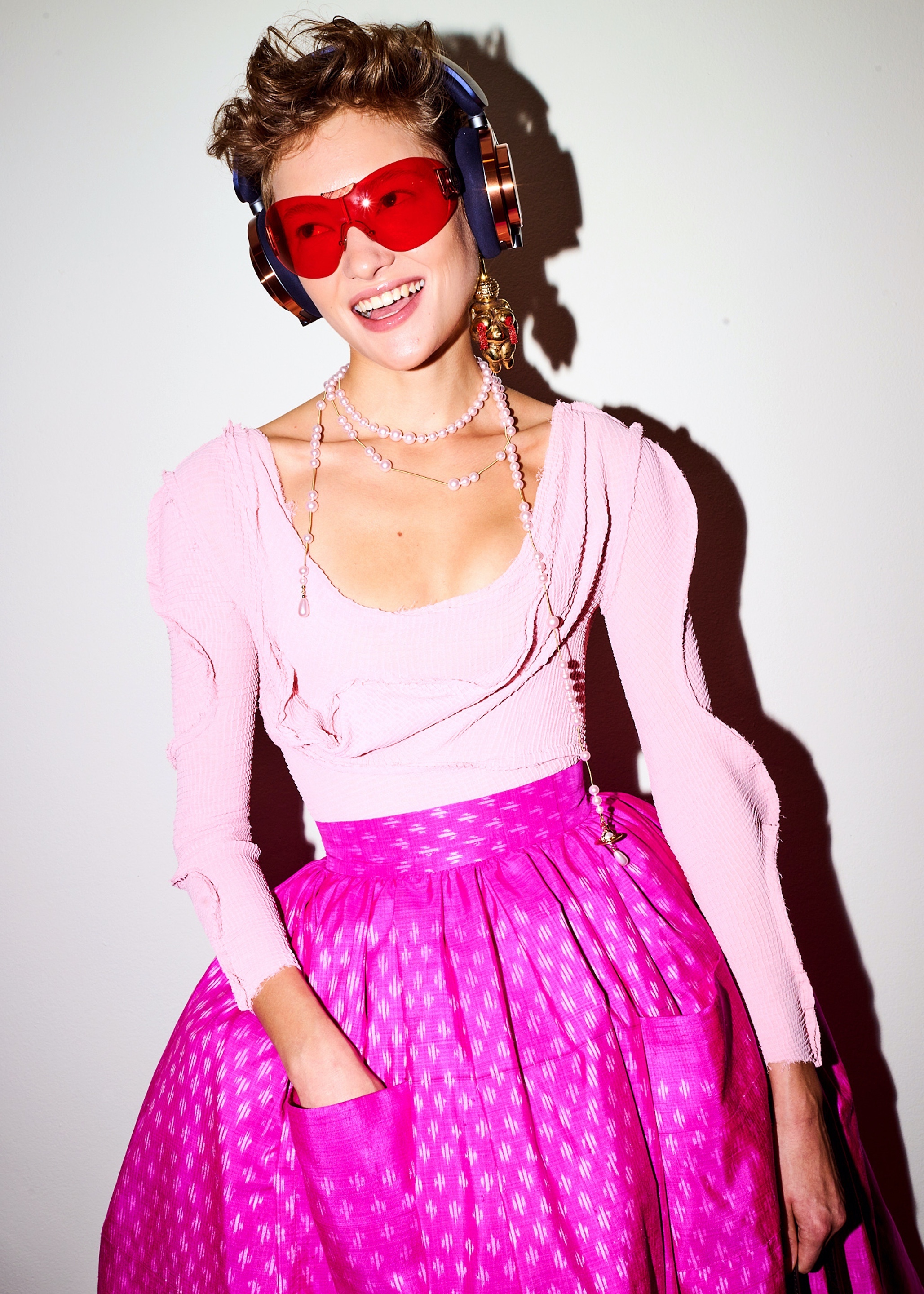 Bella howard vivienne westwood backstage35