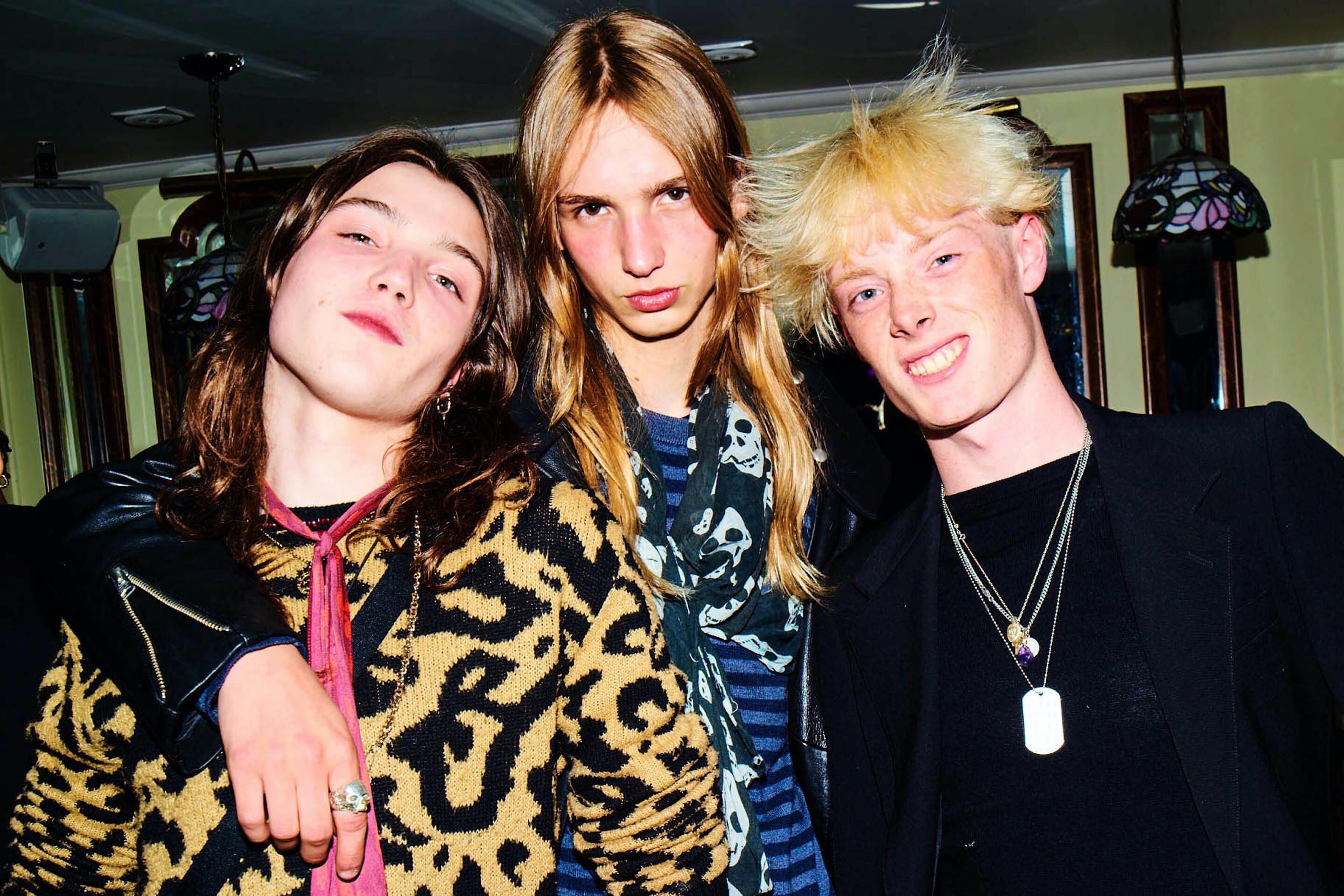 Bella howard vivienne westwood backstage42