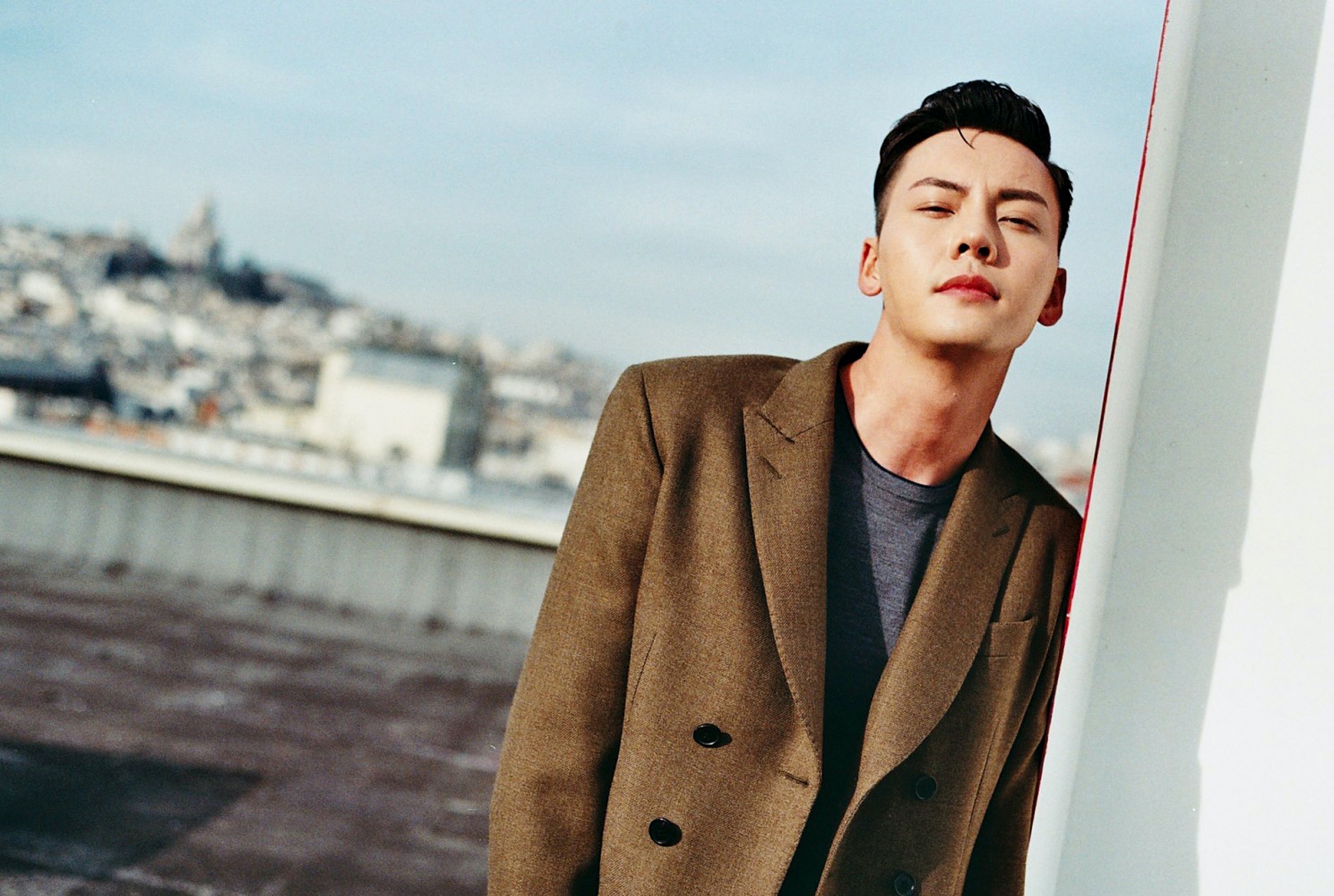 Bella howard vogue china05