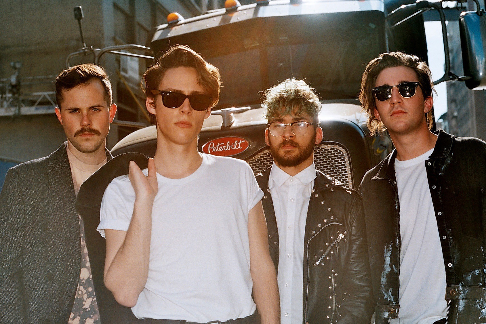 Bella howard weathers 01