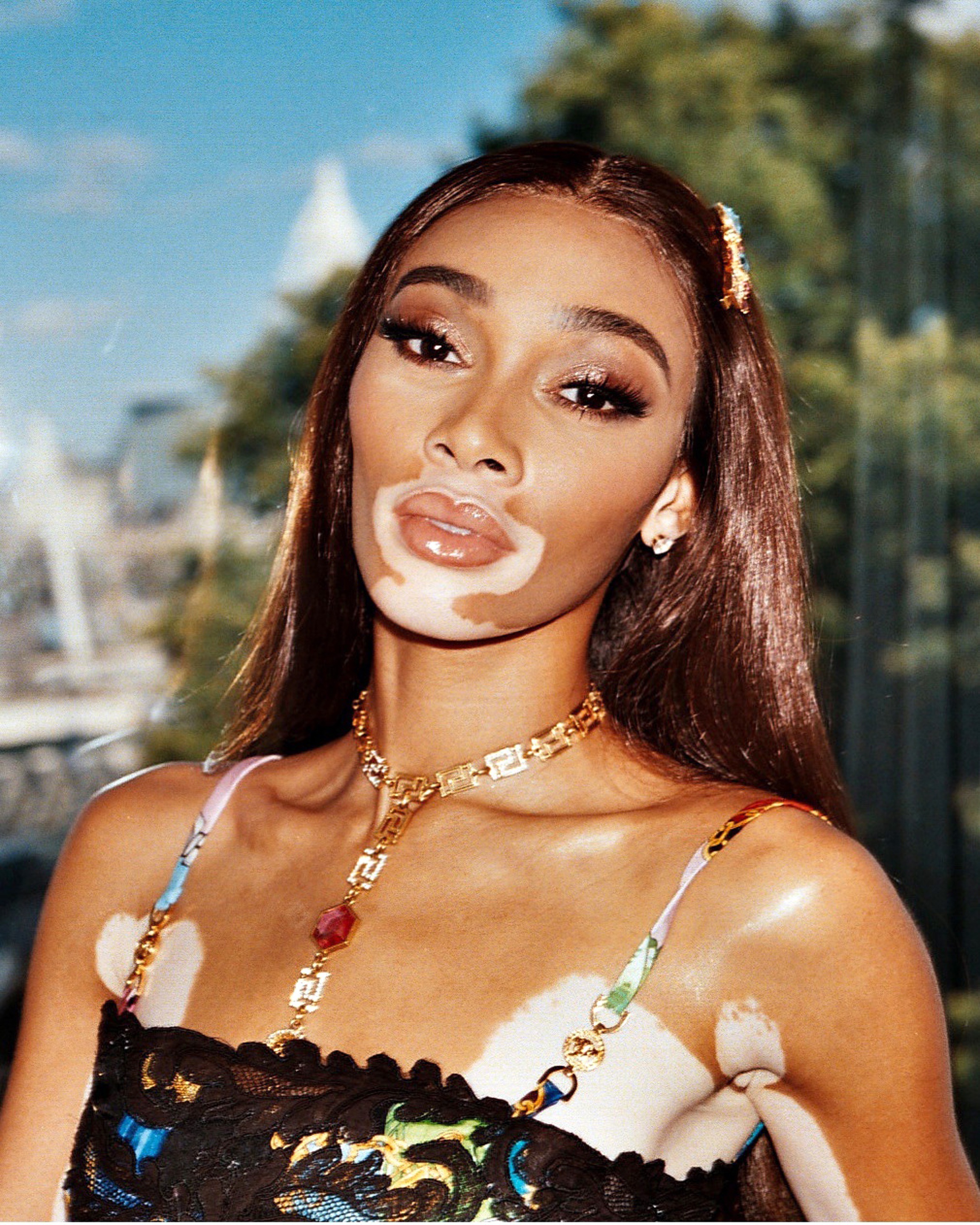 Bella howard winnie harlow09