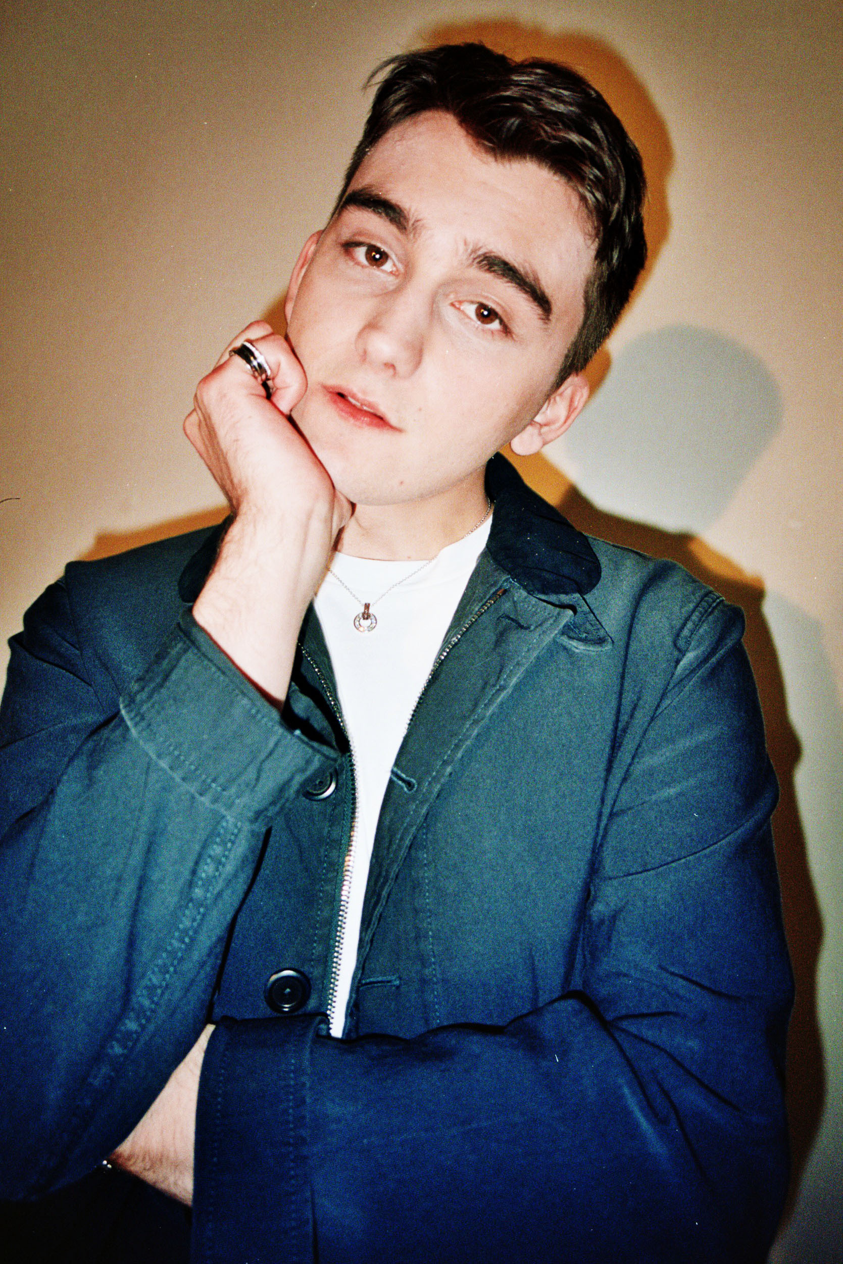 Bella howard wonderland magazine12